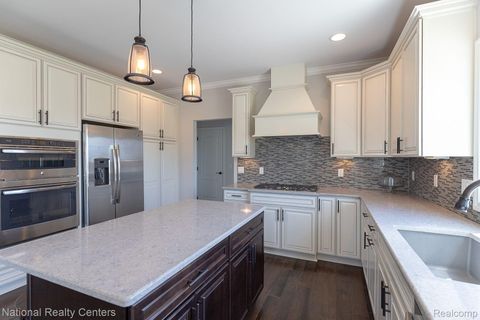 Tiny photo for 7113 Oak Ridge Court, Independence Charter Township, MI 48348 (MLS # 20240061171)