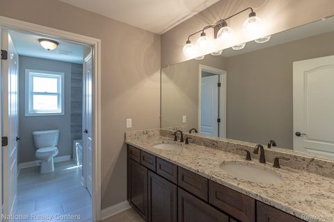 Tiny photo for 7113 Oak Ridge Court, Independence Charter Township, MI 48348 (MLS # 20240061171)