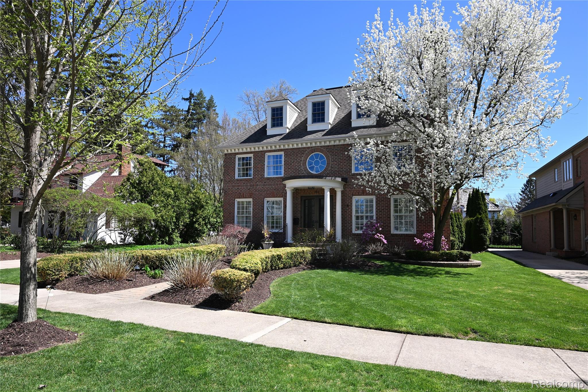364 Chesterfield Avenue