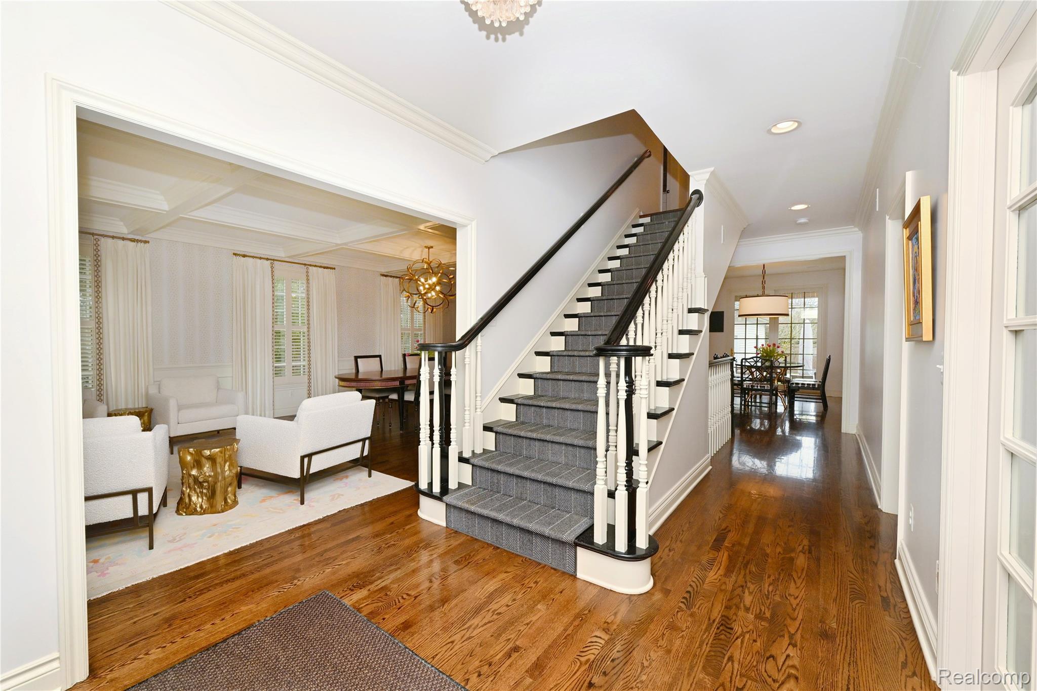 364 Chesterfield Avenue