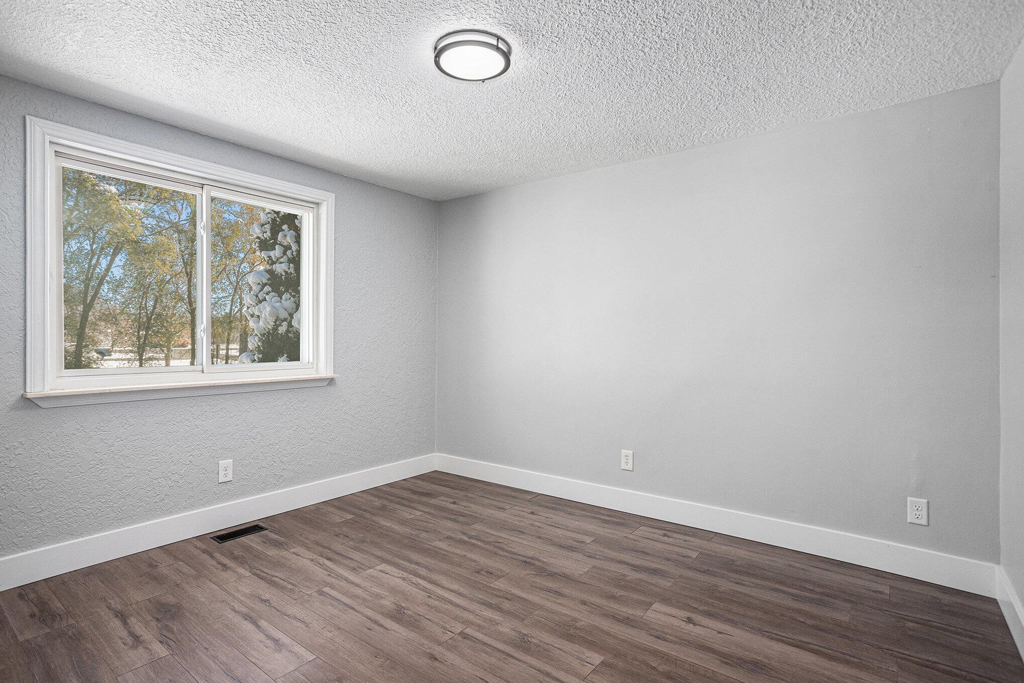 Quincy, Michigan 49082, United States, 4 Bedrooms Bedrooms, ,2 BathroomsBathrooms,Residential,Active,242605