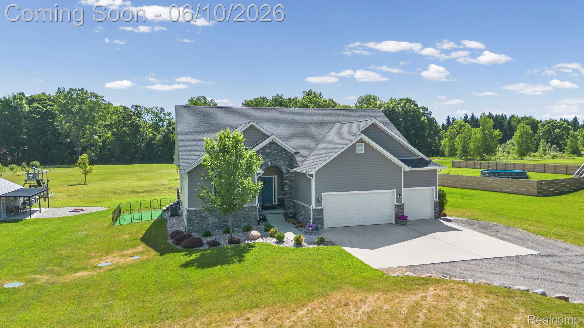 751 Nelson William Drive