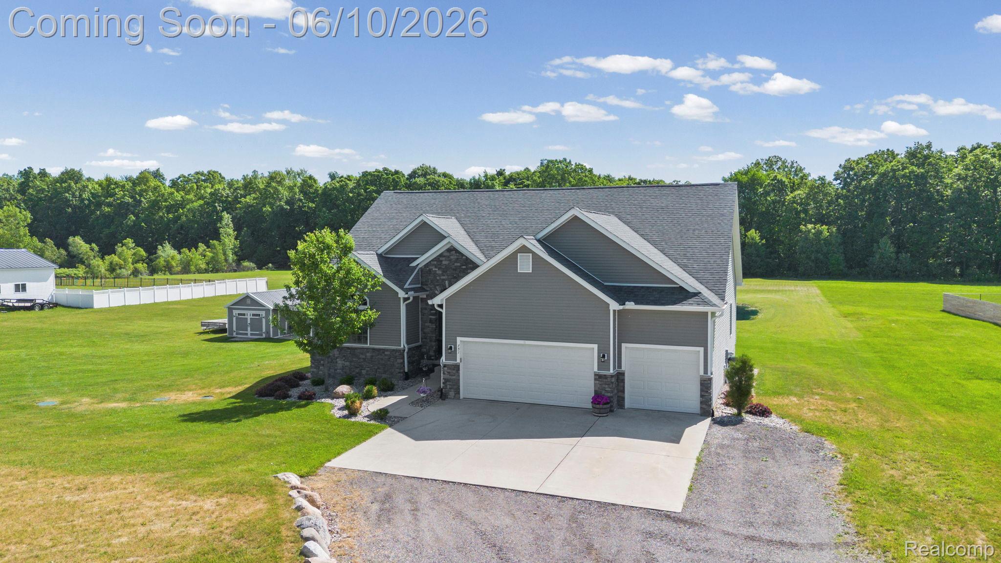 751 Nelson William Drive
