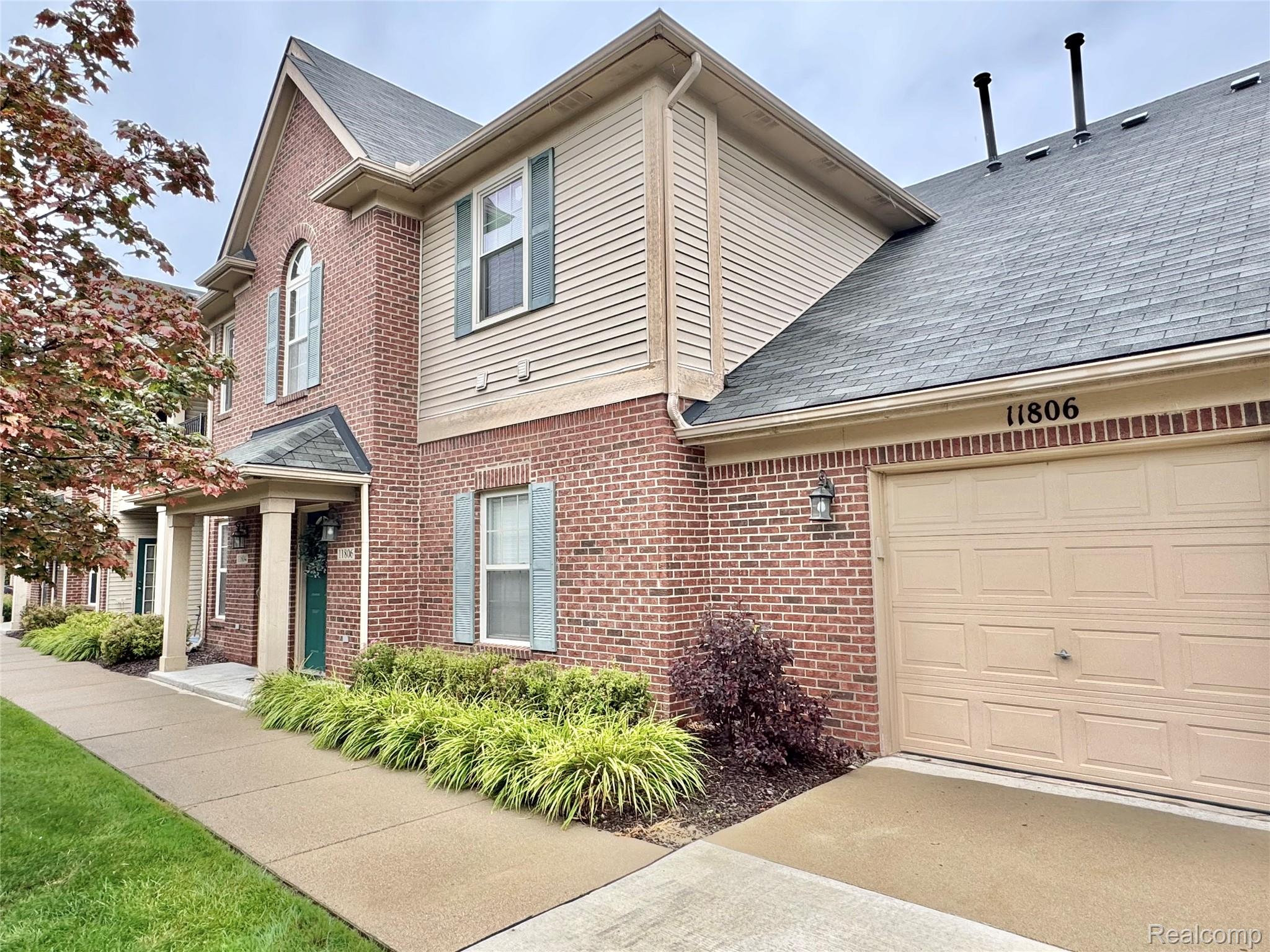 Livonia City, Michigan 48150, United States, 2 Bedrooms Bedrooms, ,2 BathroomsBathrooms,Residential,Coming Soon,195006