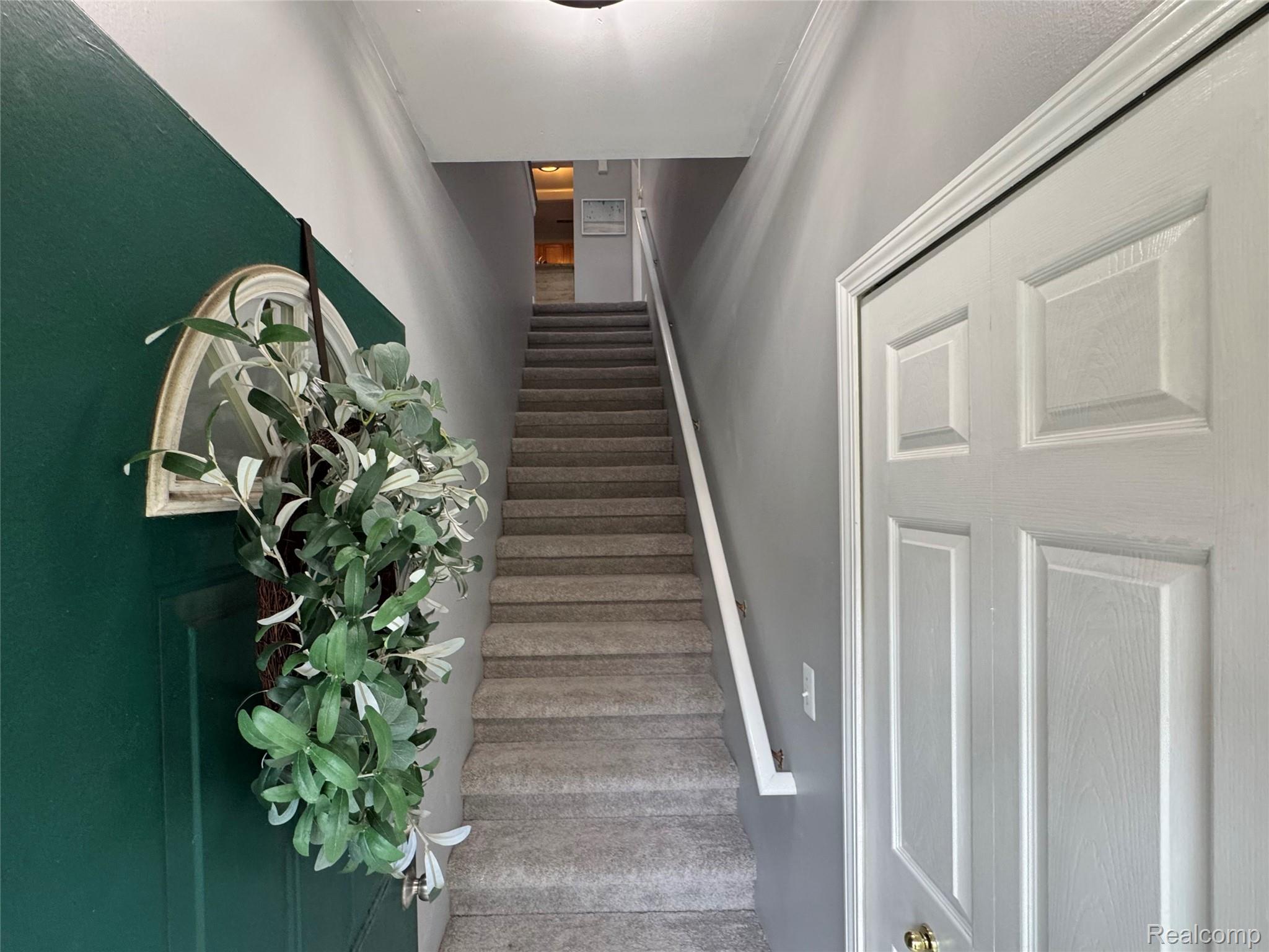 Livonia City, Michigan 48150, United States, 2 Bedrooms Bedrooms, ,2 BathroomsBathrooms,Residential,Coming Soon,195006