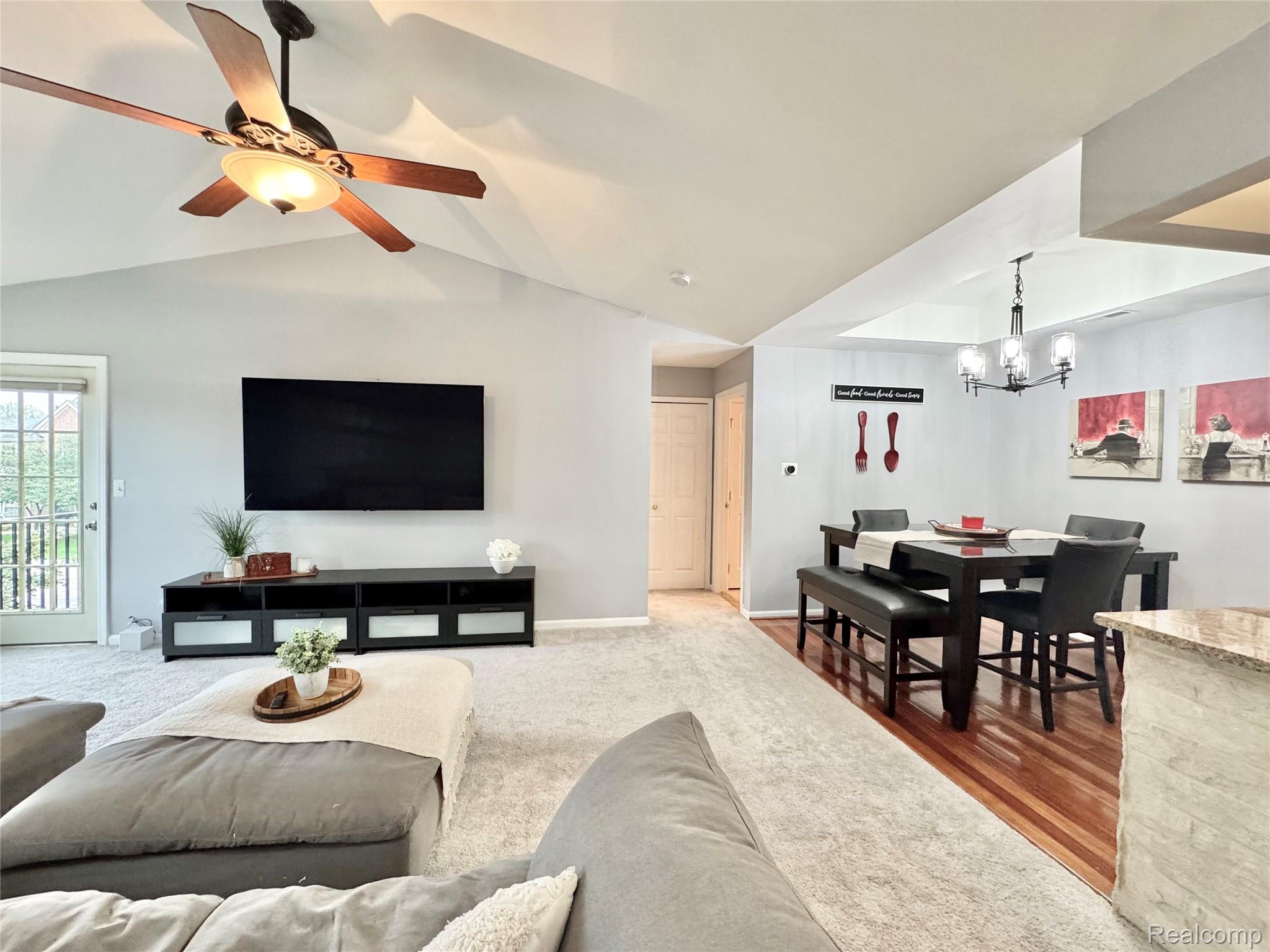 Livonia City, Michigan 48150, United States, 2 Bedrooms Bedrooms, ,2 BathroomsBathrooms,Residential,Coming Soon,195006