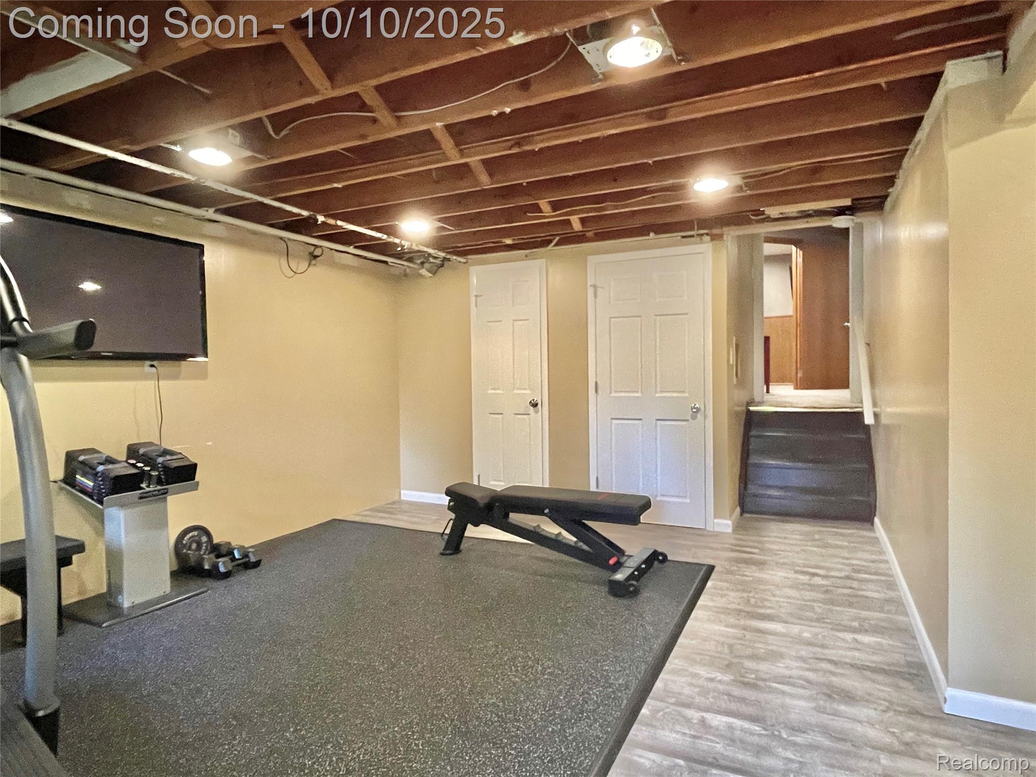 Troy City, Michigan 48098, United States, 5 Bedrooms Bedrooms, ,2 BathroomsBathrooms,Residential,Coming Soon,223796