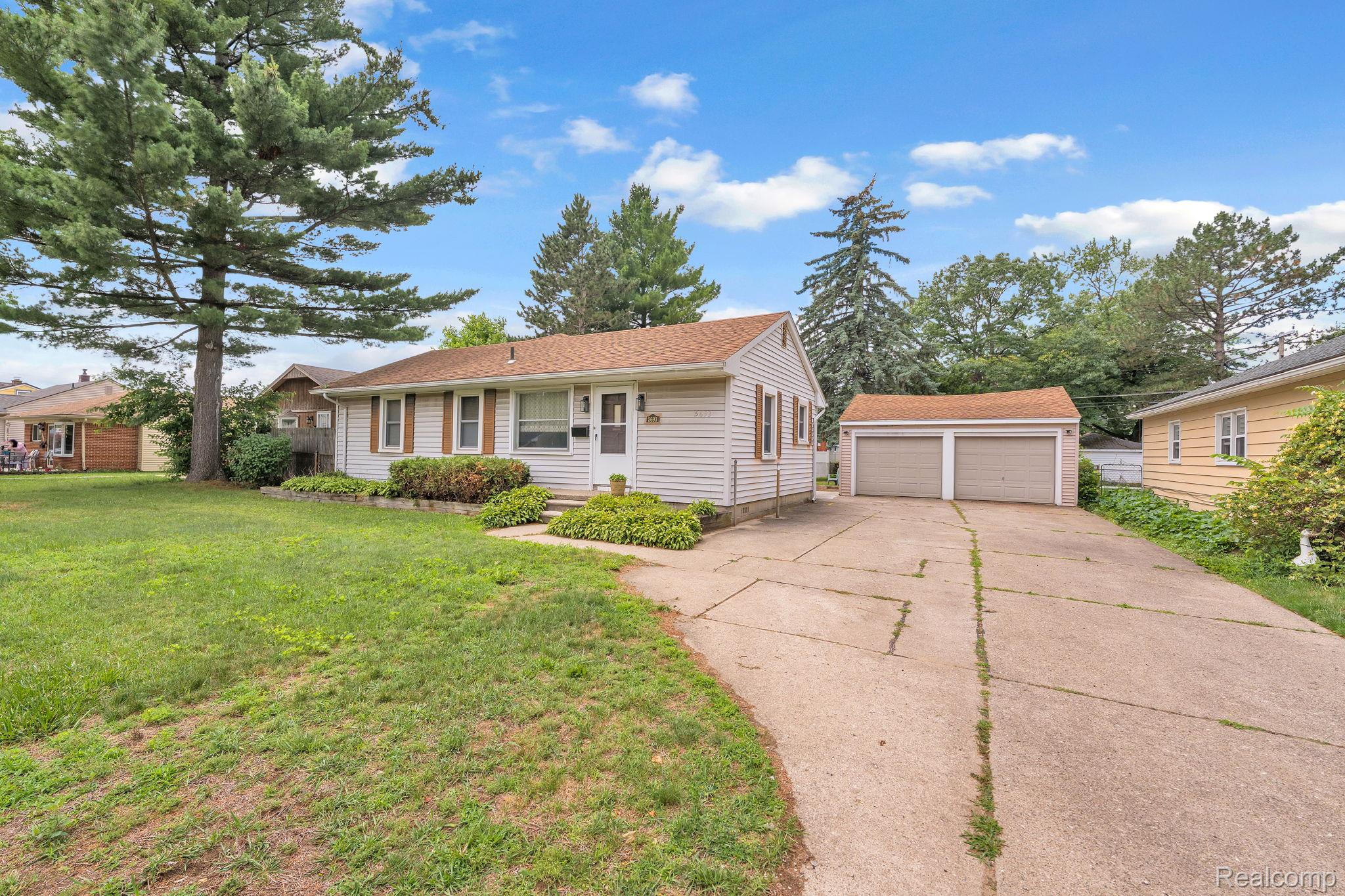 5693 Colonial Street