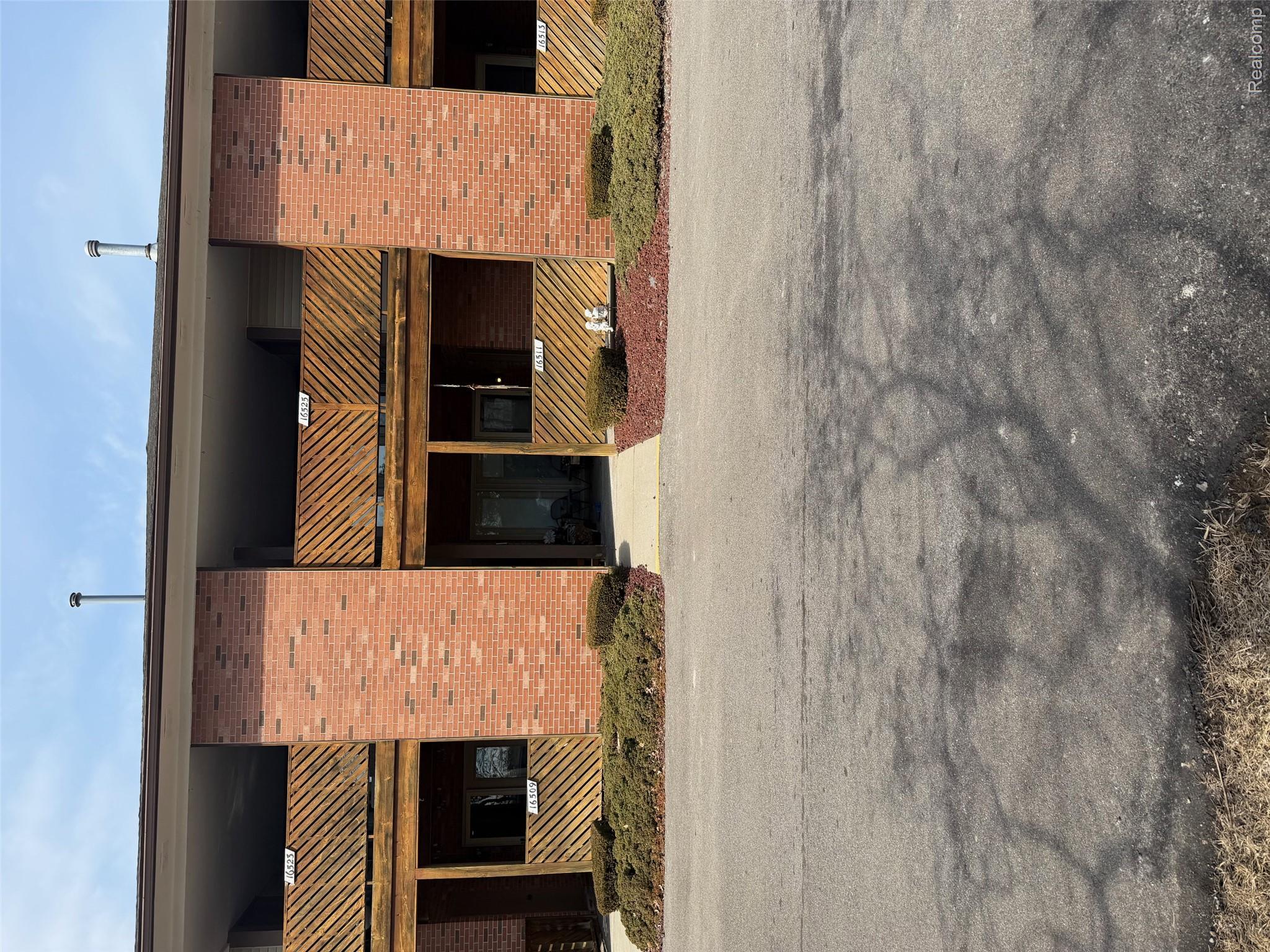 16525 WOODLANE 138
