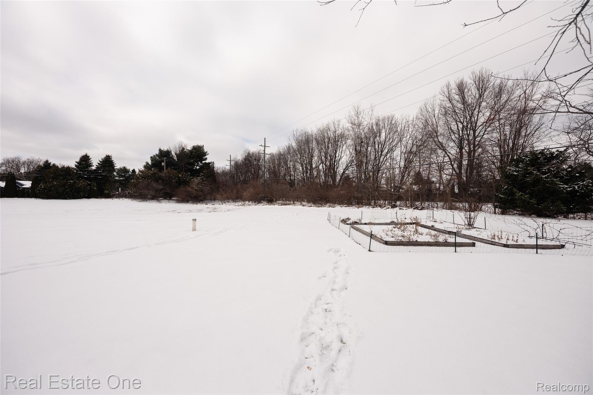 9410 Maple Run Court