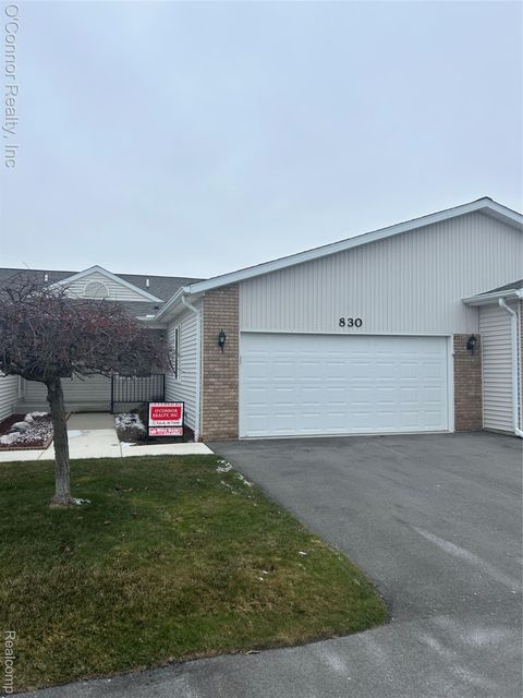 830 Crystal Lane Marysville City MI 48040