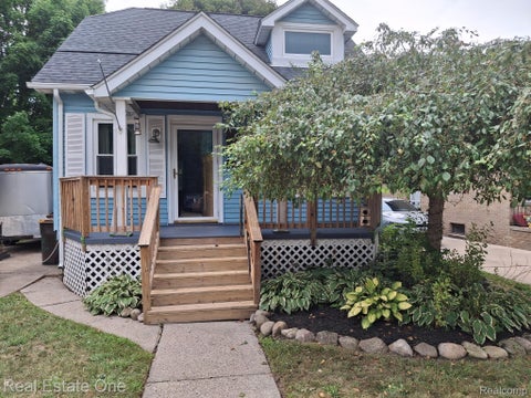Photo for 35331 Elm Street