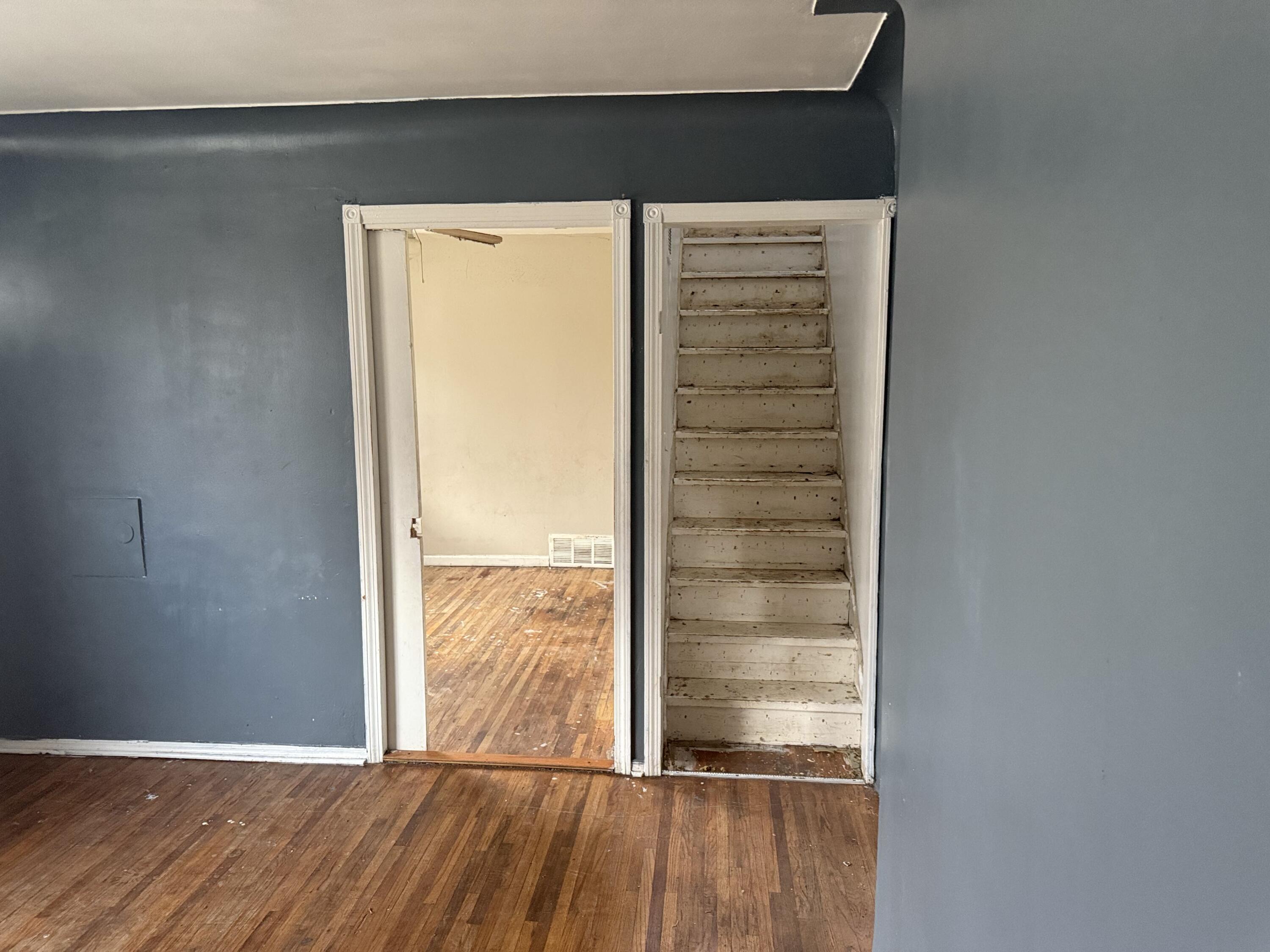 7560 Prospect Avenue