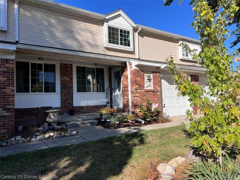 320 Hampton Court 33 South Lyon City MI 48178