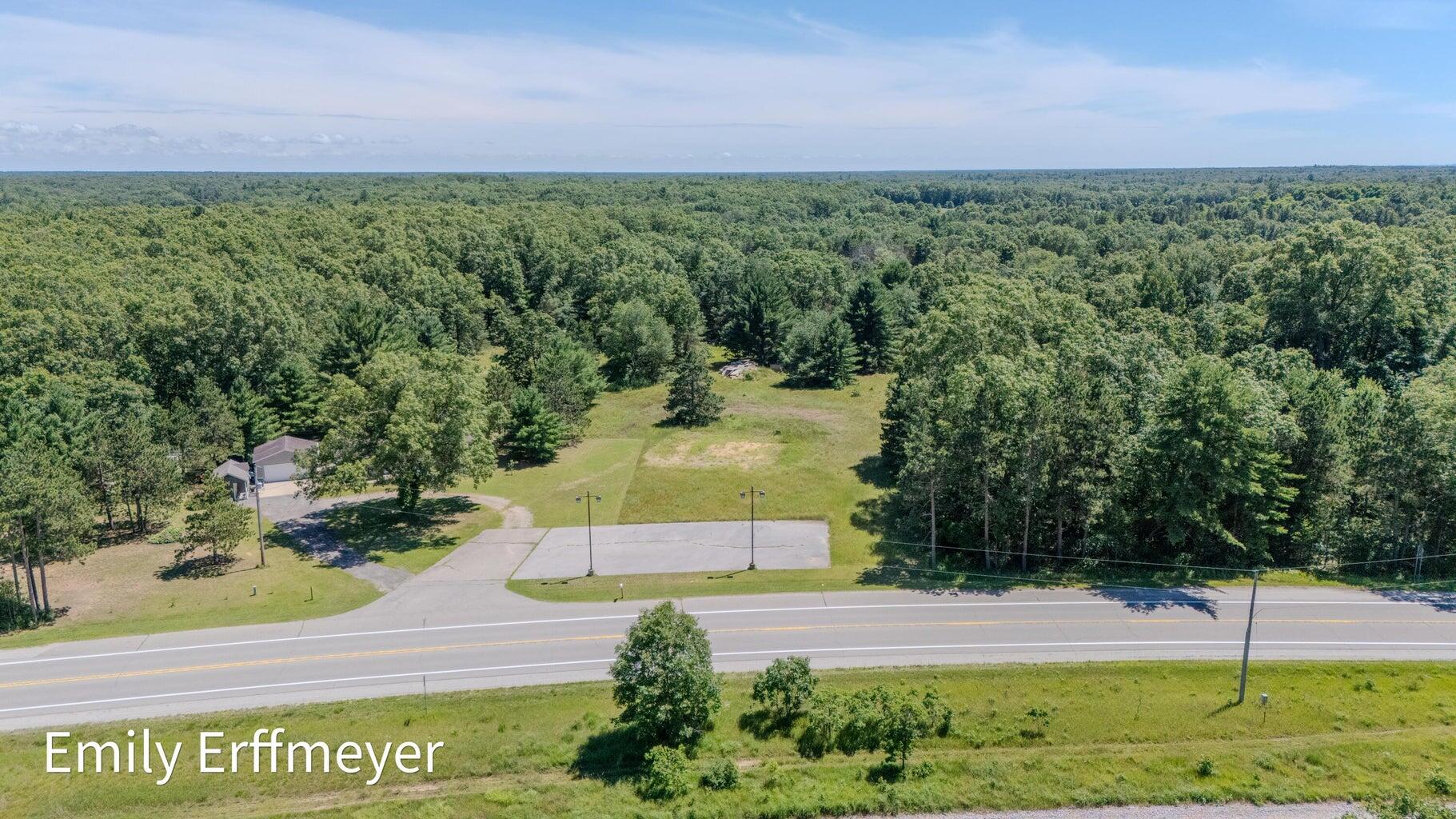 7142 Holton Road Road