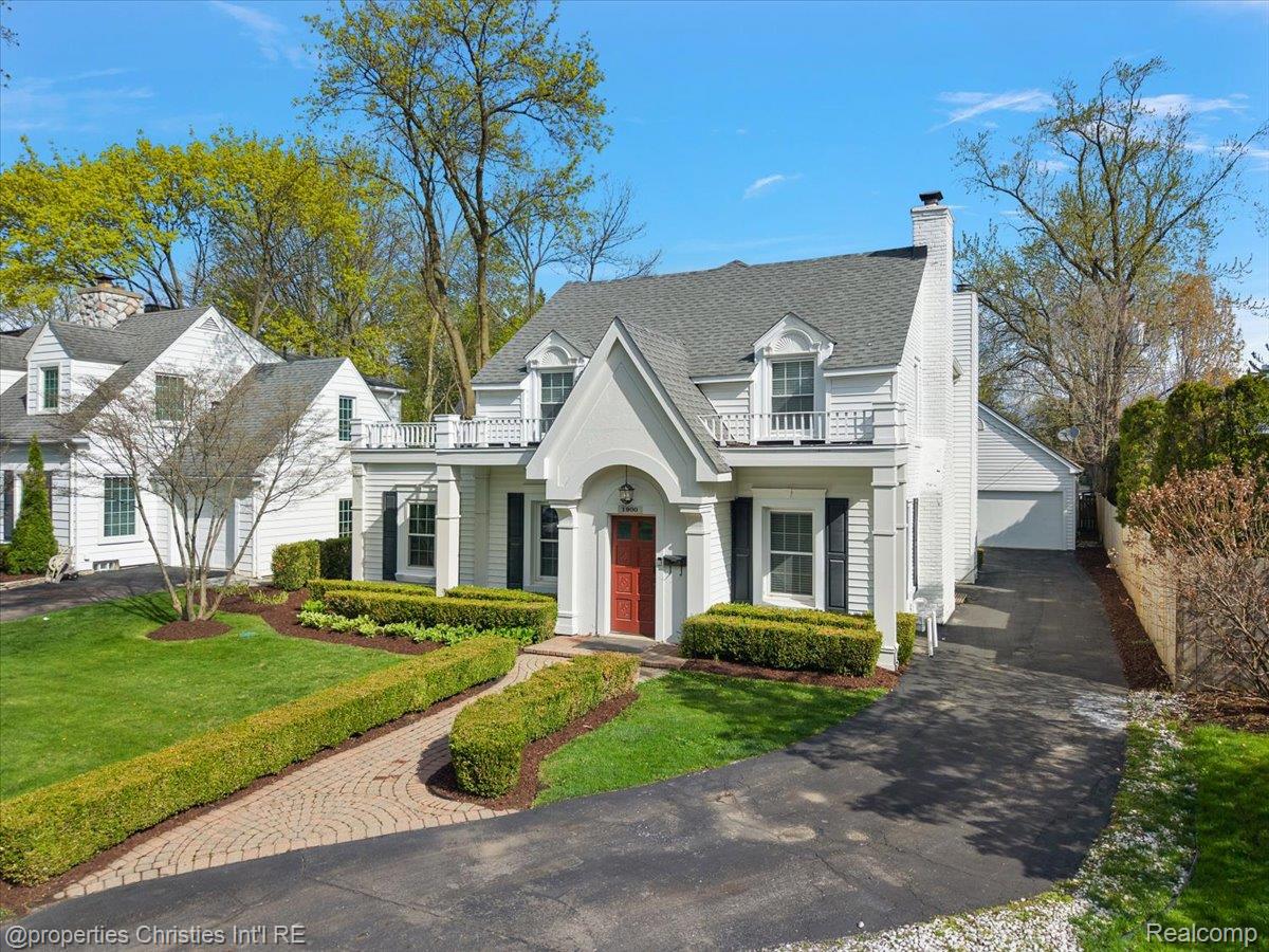 1900 Fairview Street
