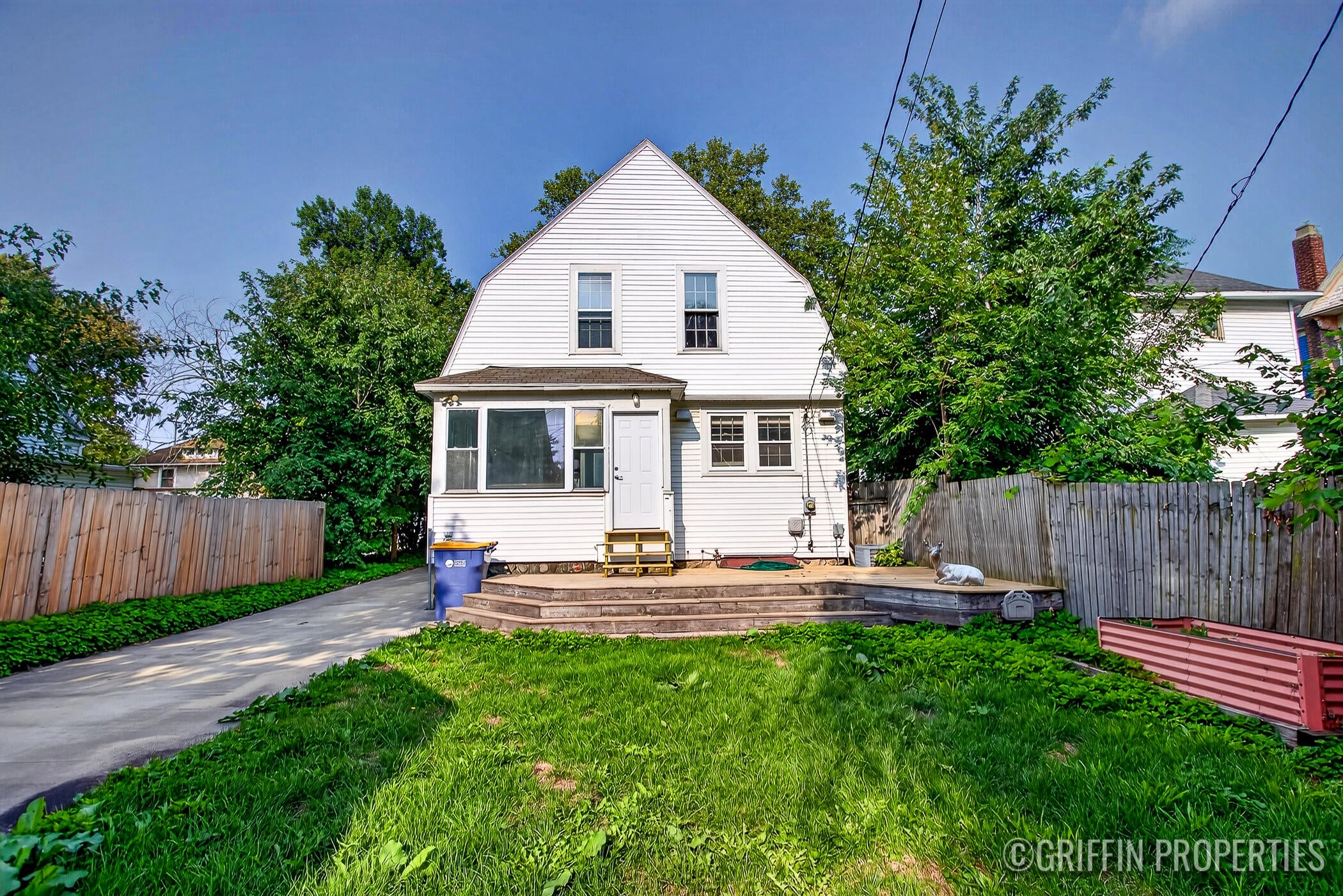 360 Carlton Avenue SE