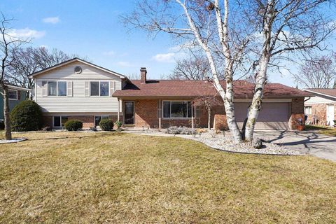 1401 Fromm Drive Saginaw Charter Township MI 48603