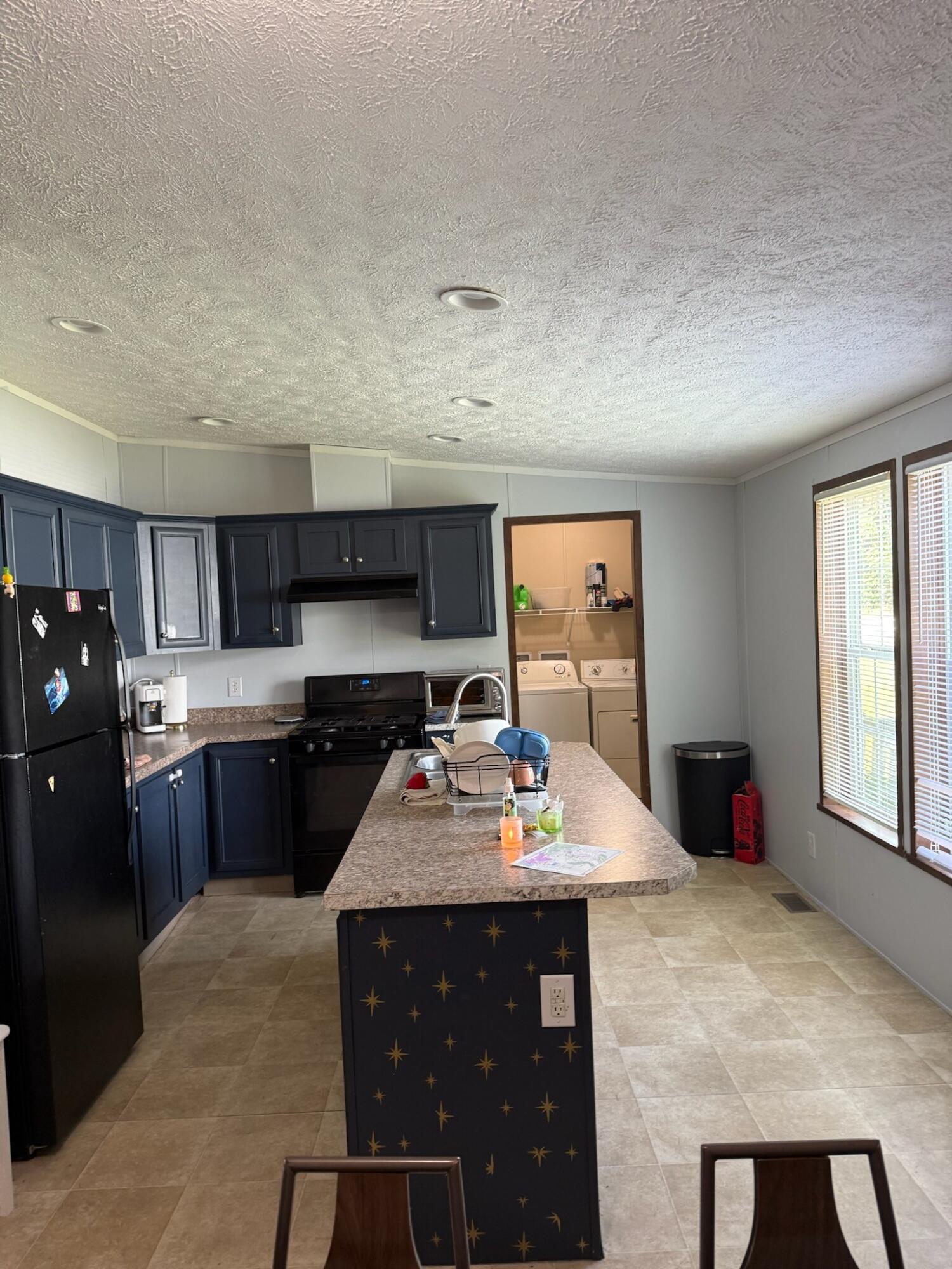 1832 Pepperwood Trail W