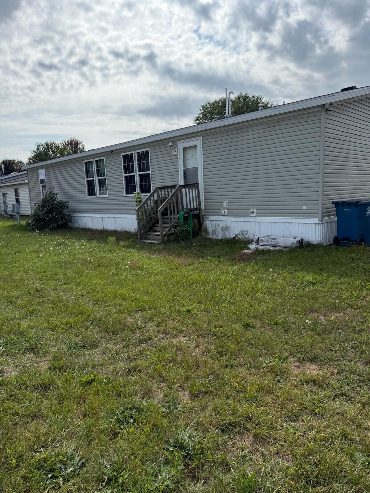 1832 Pepperwood Trail W