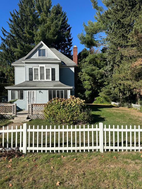 513 S Water Street Hart City MI 49420