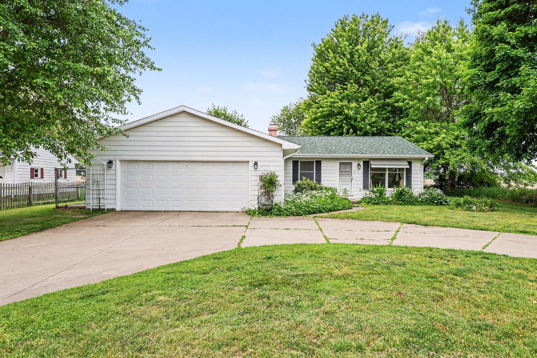 13991 15 Mile Road