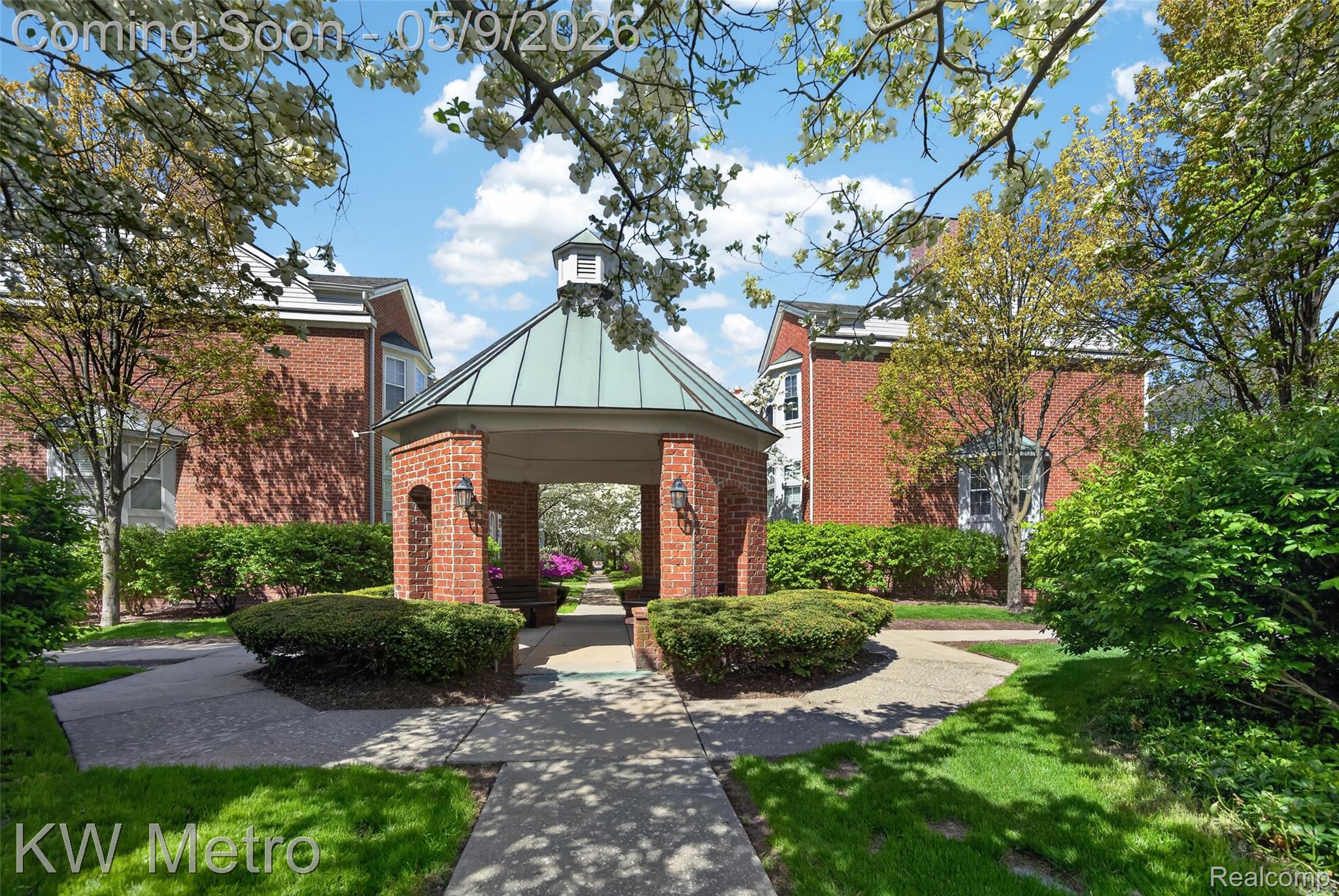 165 N Georgetown Square