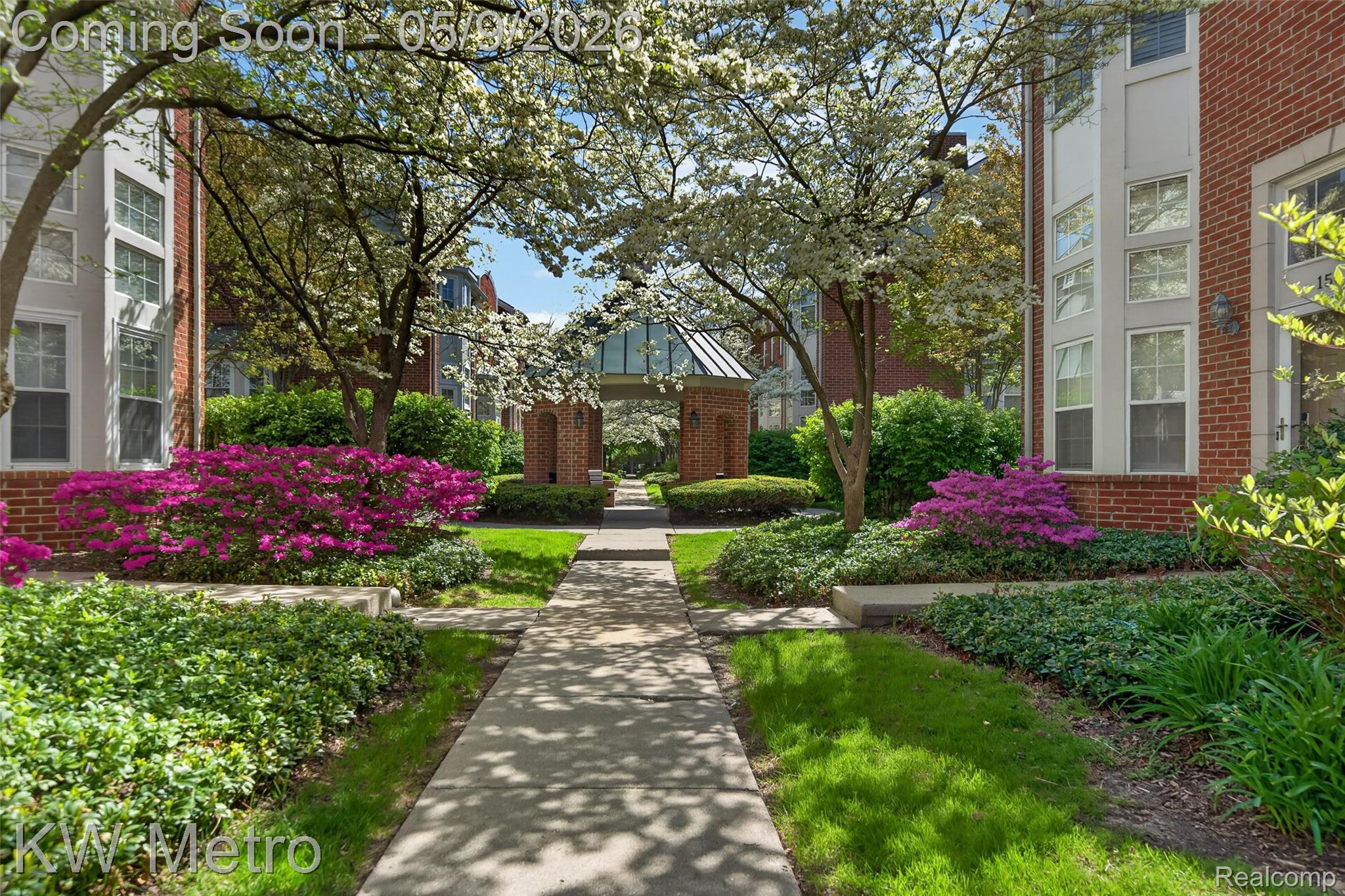 165 N Georgetown Square
