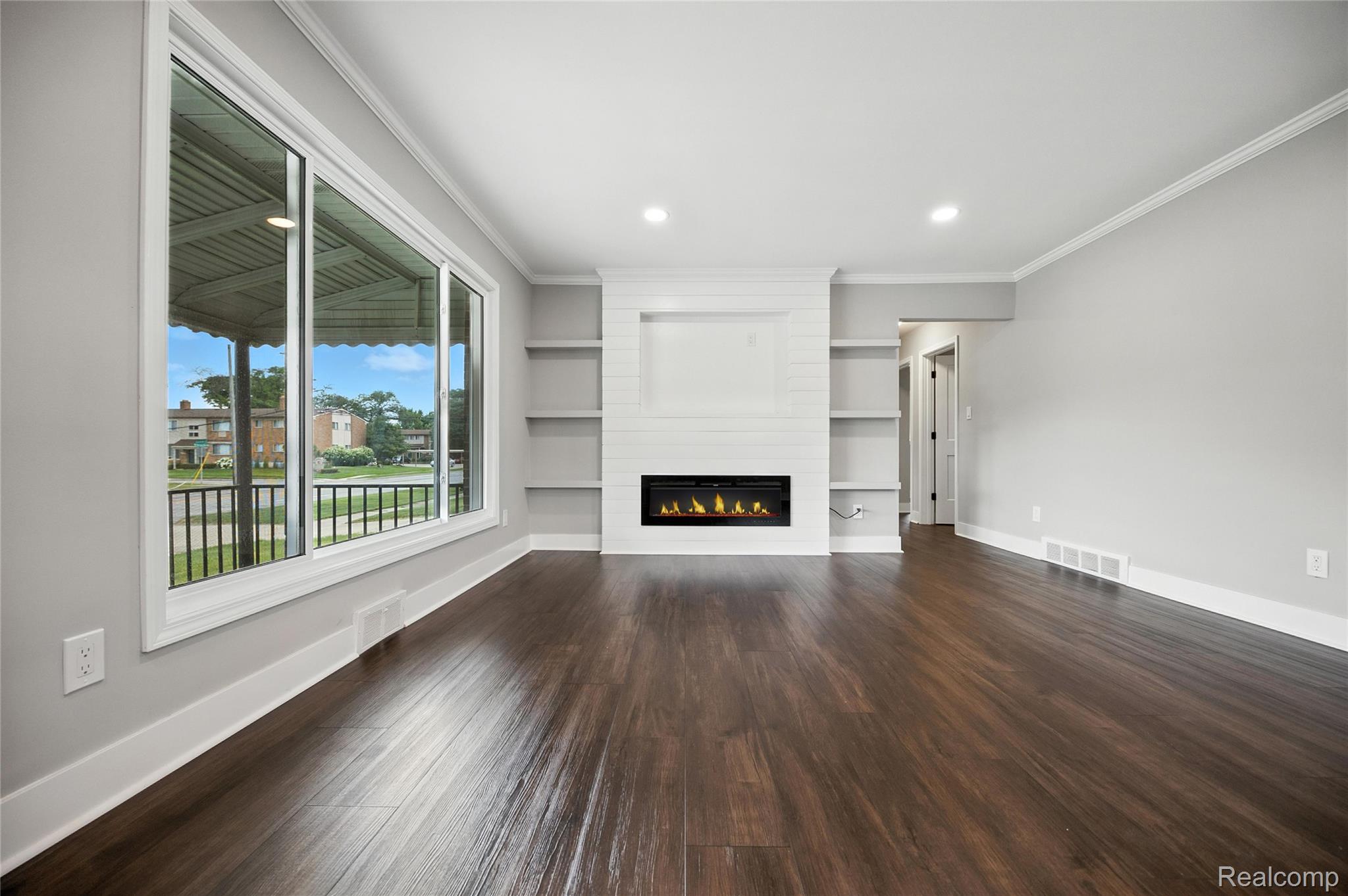 1418 W 13 Mile Road W