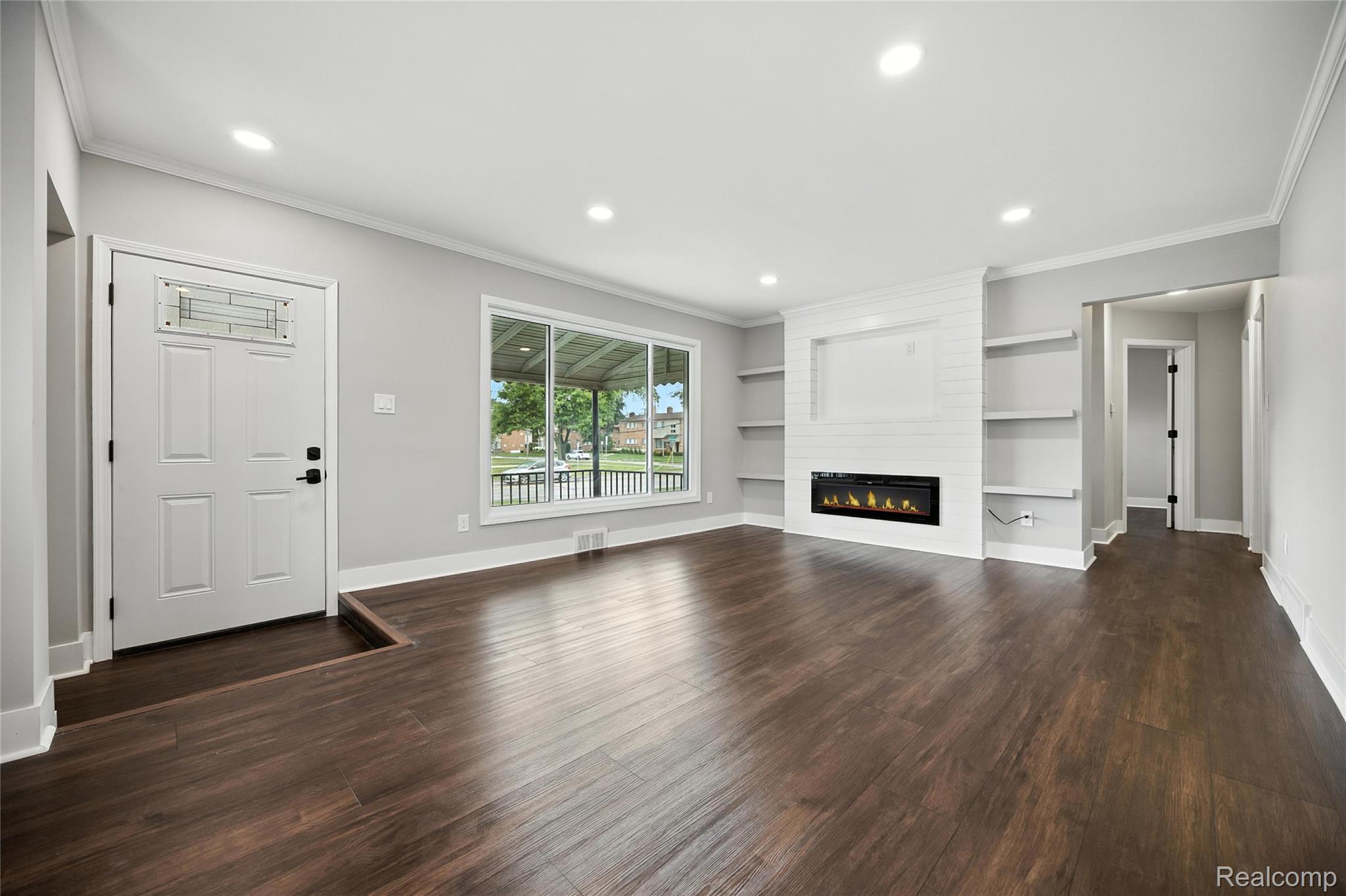 1418 W 13 Mile Road W