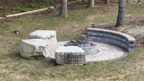 Tiny photo for 1483 Highpoint Drive, Oakland Charter Township, MI 48306 (MLS # 20261016502)