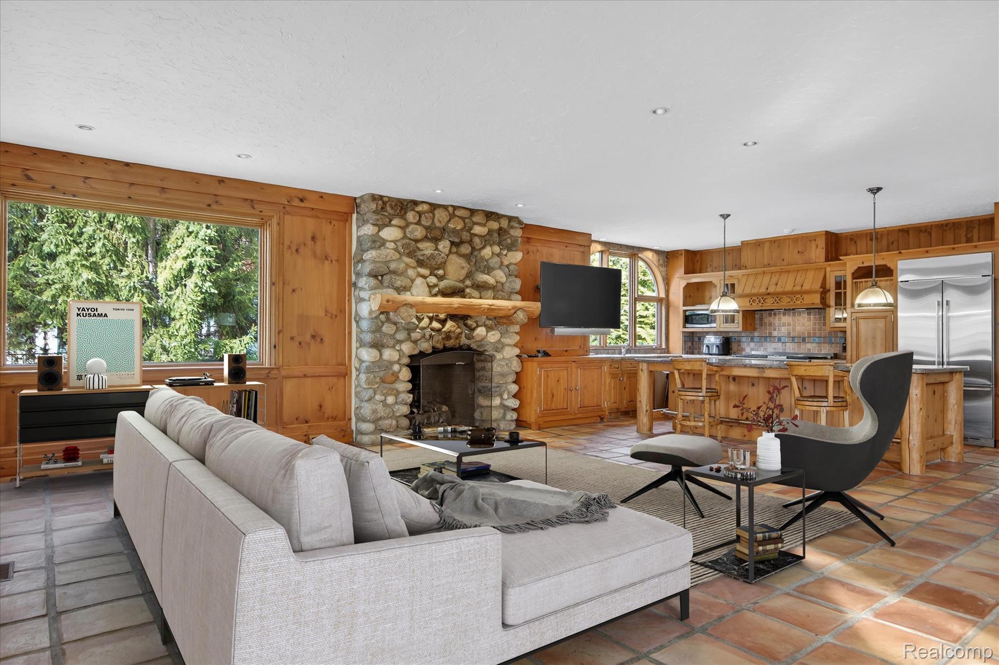 405 Bonnie Brier Street