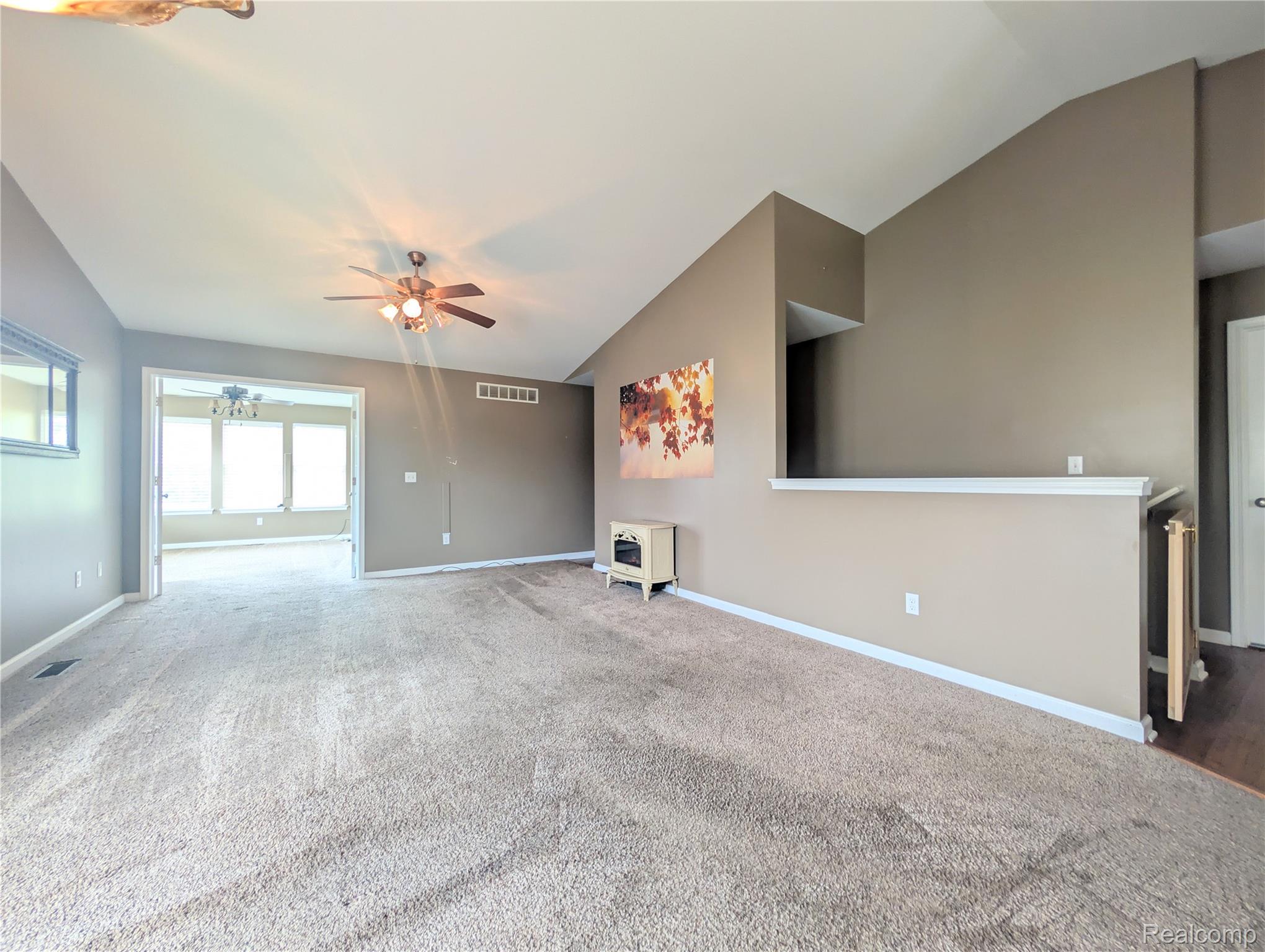 7260 Lindsey Drive