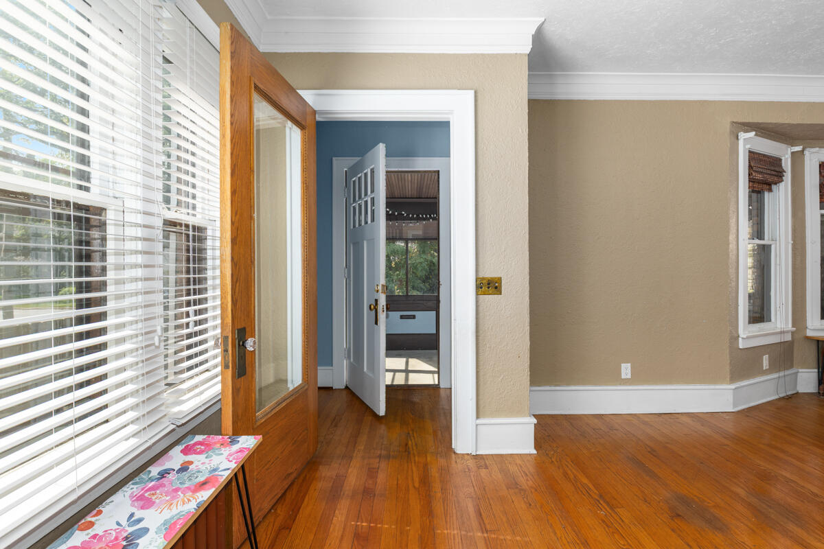 2313 S Westnedge Avenue