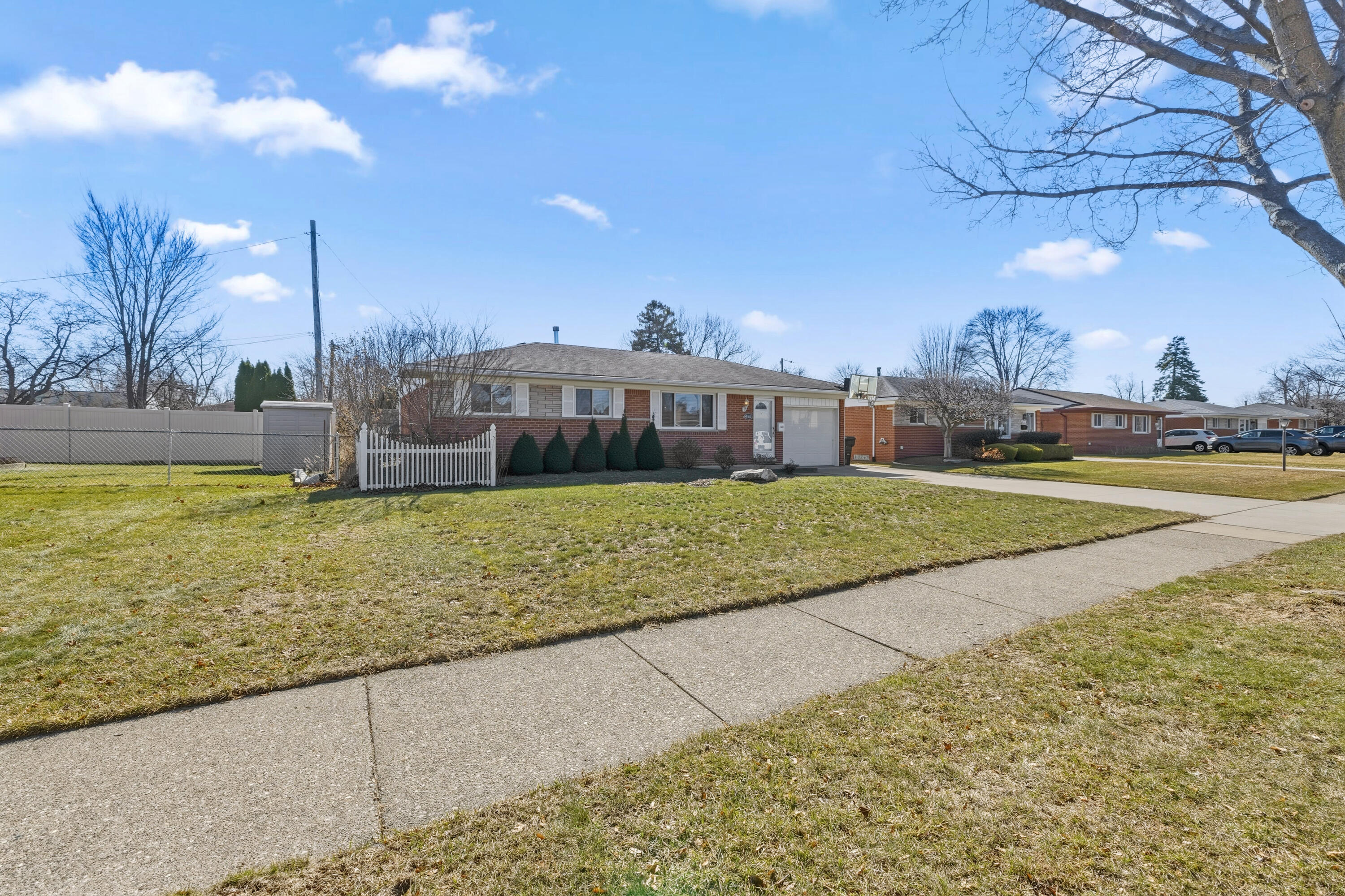 8860 Cherrylawn Drive