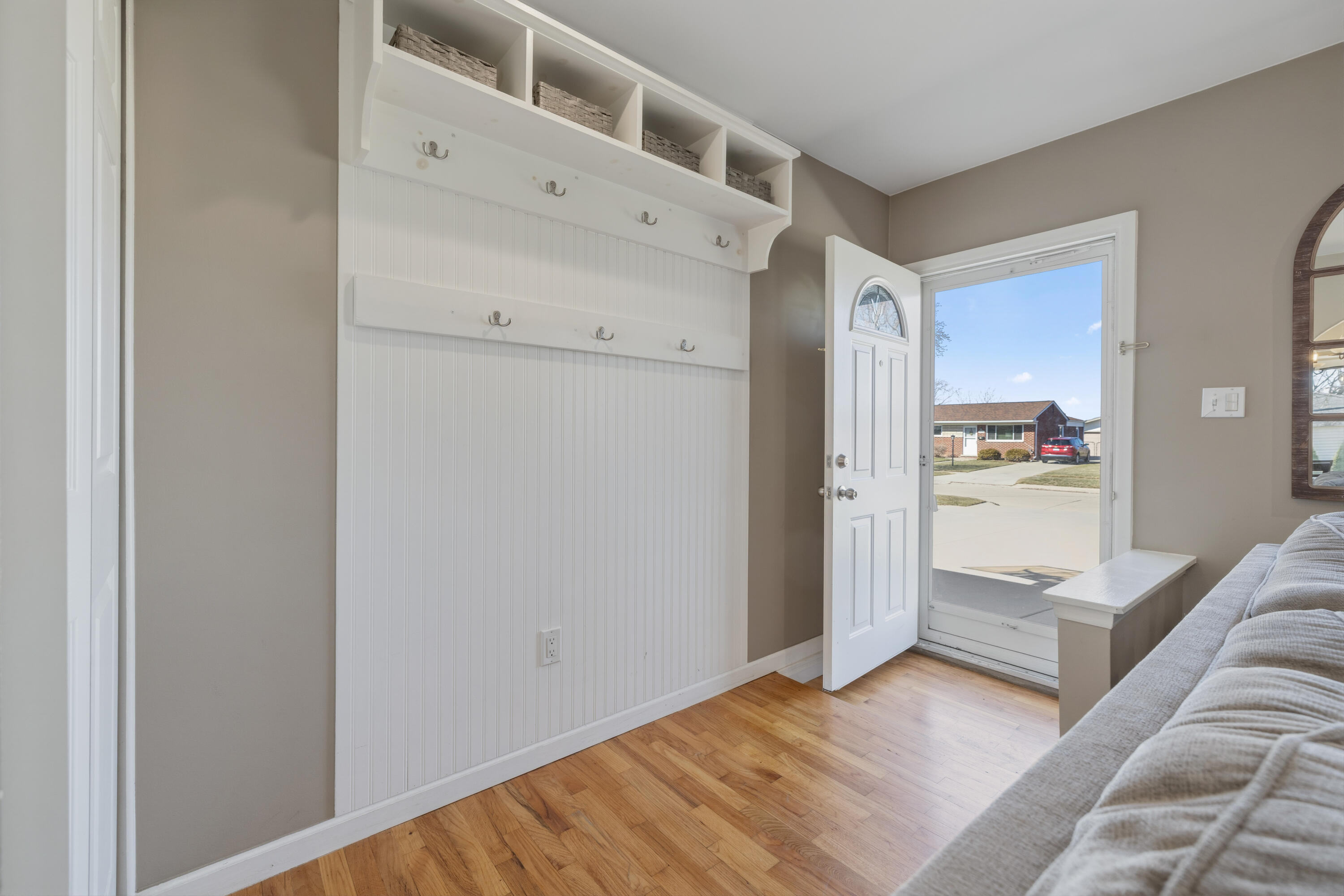 8860 Cherrylawn Drive