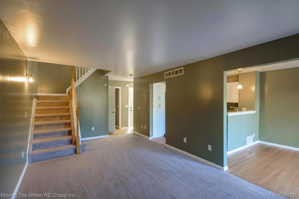 8691 Ironwood Drive