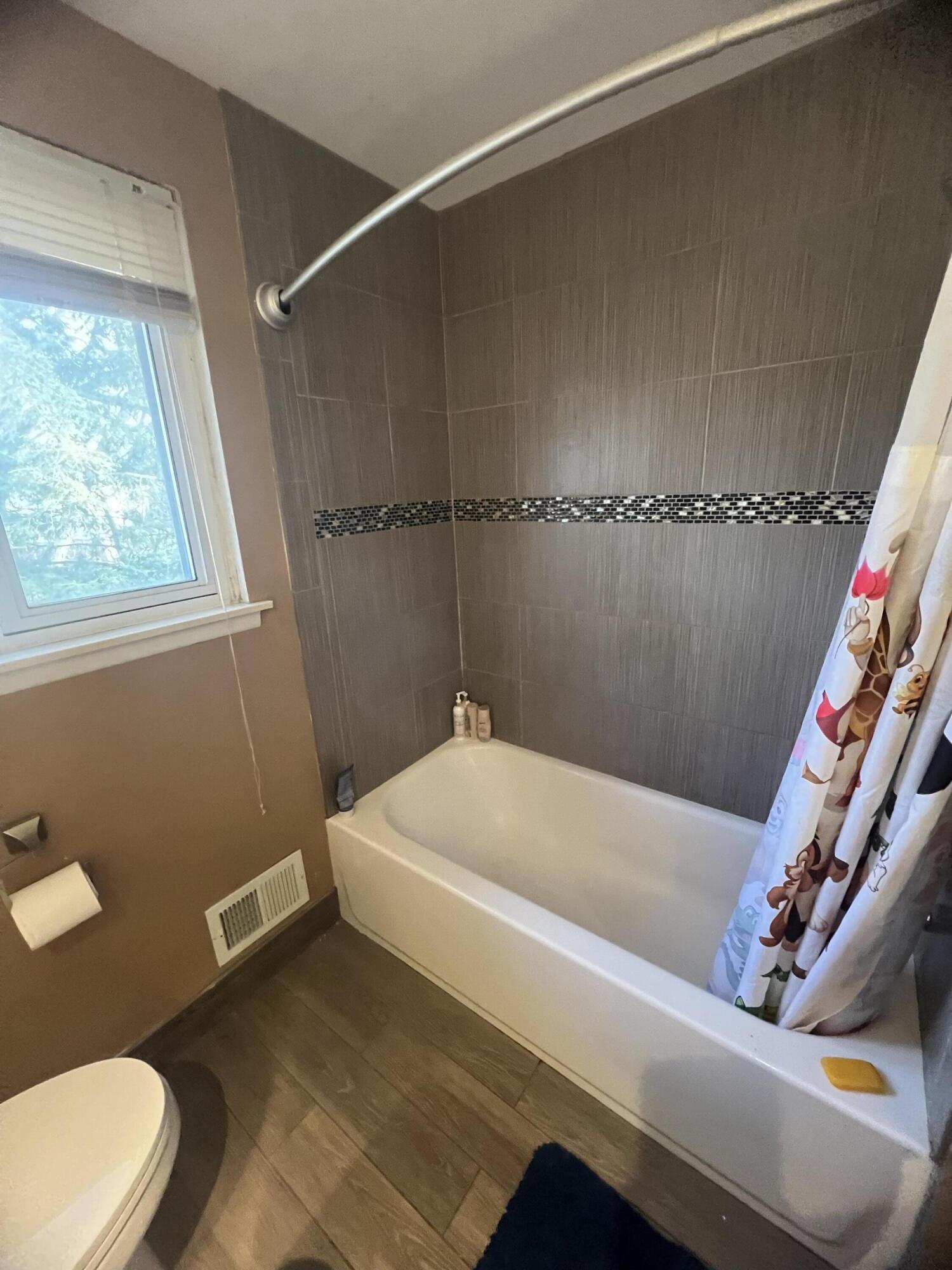 28400 Valley Forge Street