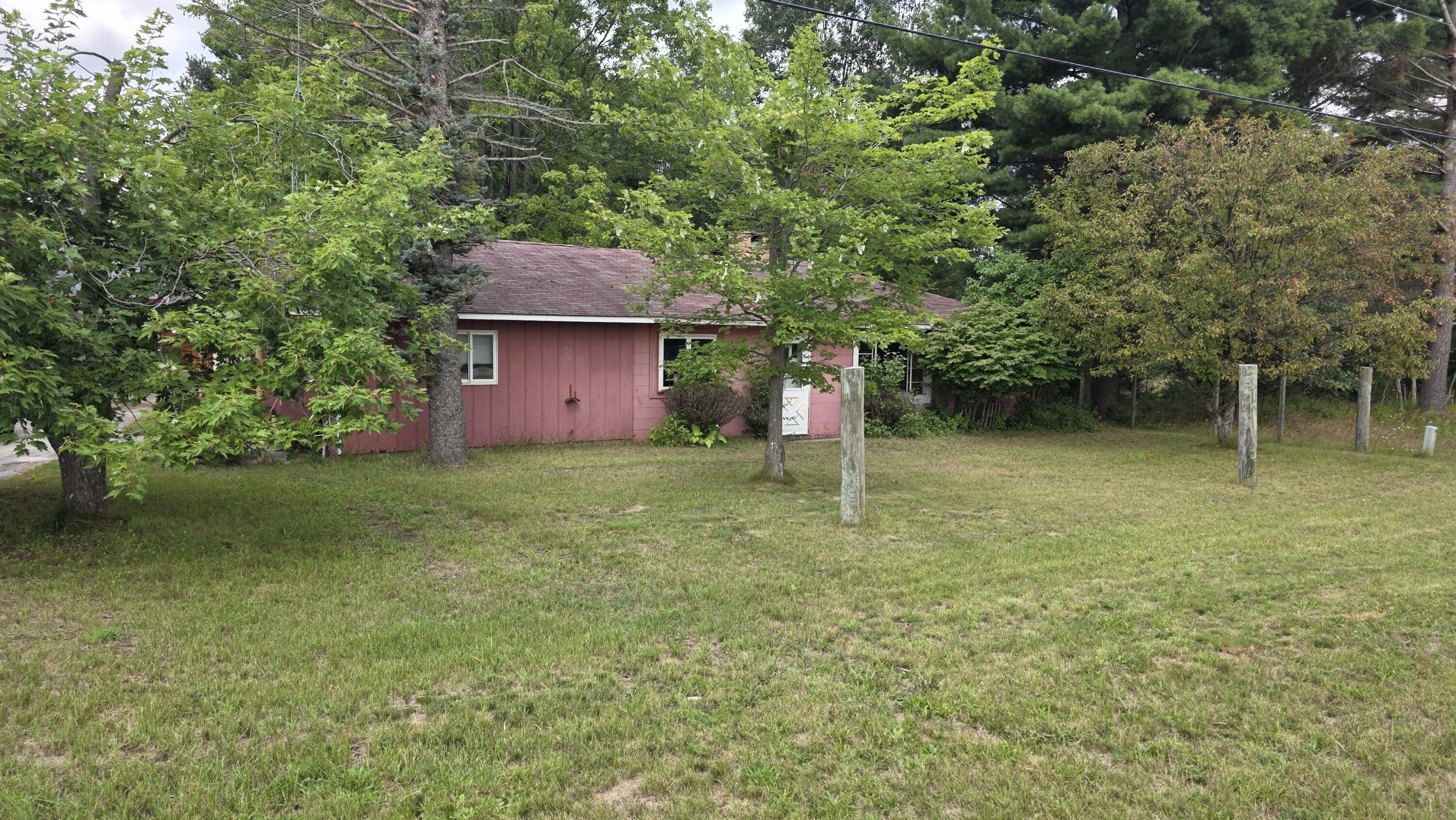 9945 N US Highway 31