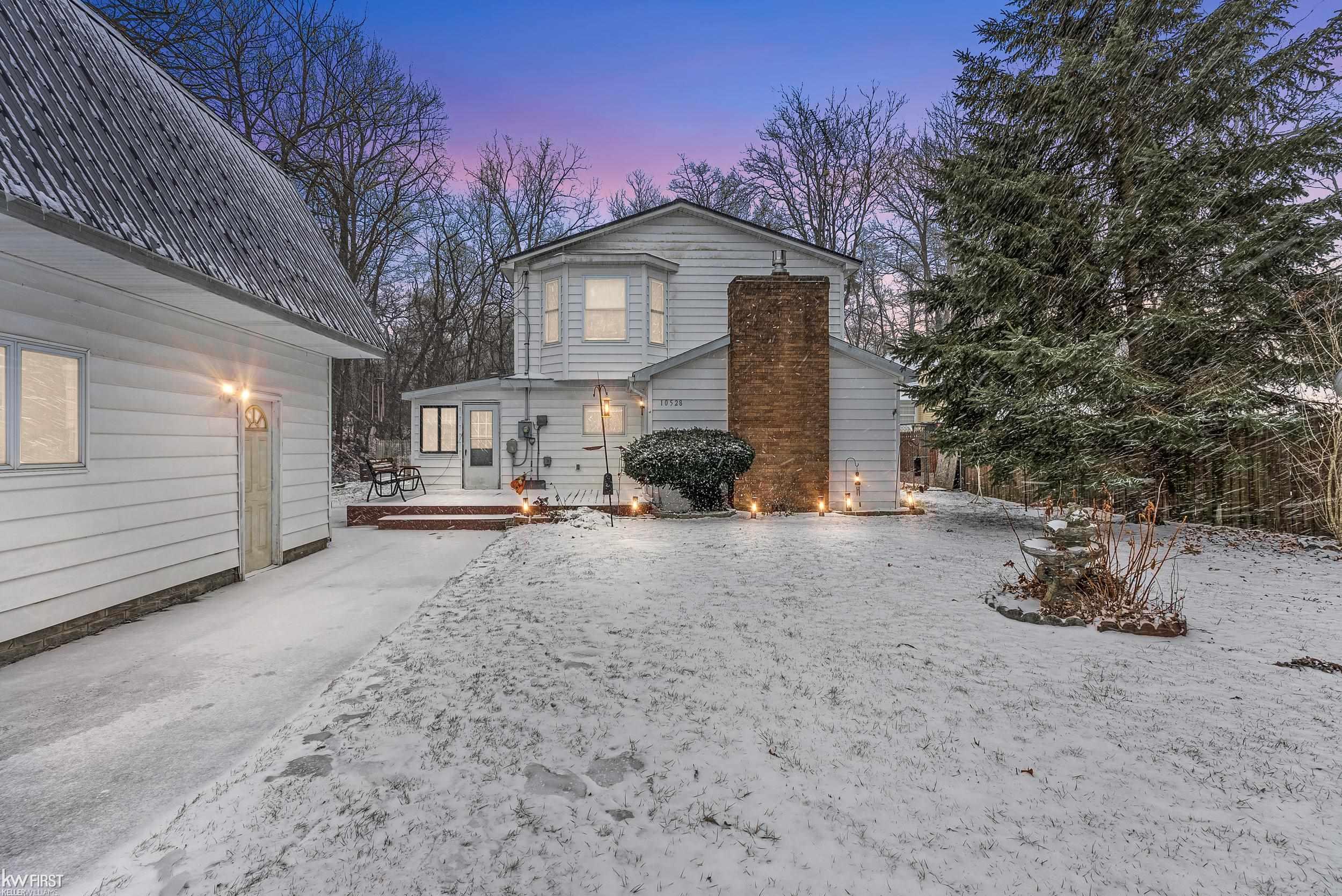 10528 Lake Shore Drive