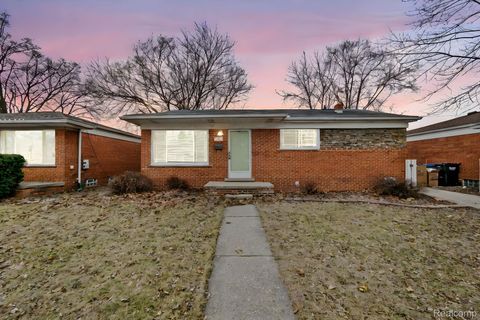 28419 Park Court Madison Heights City MI 48071