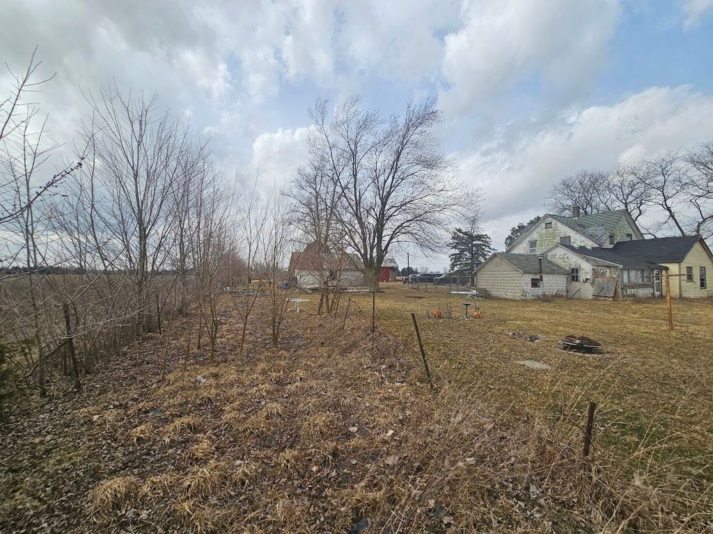 listing image 0