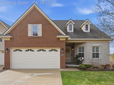 Photo of 607 Poplar Court, Rochester Hills City, MI 48306 (MLS # 20261025179)