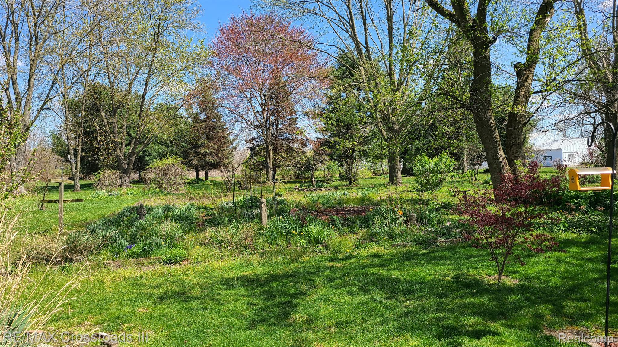 8735 RAWSONVILLE Road