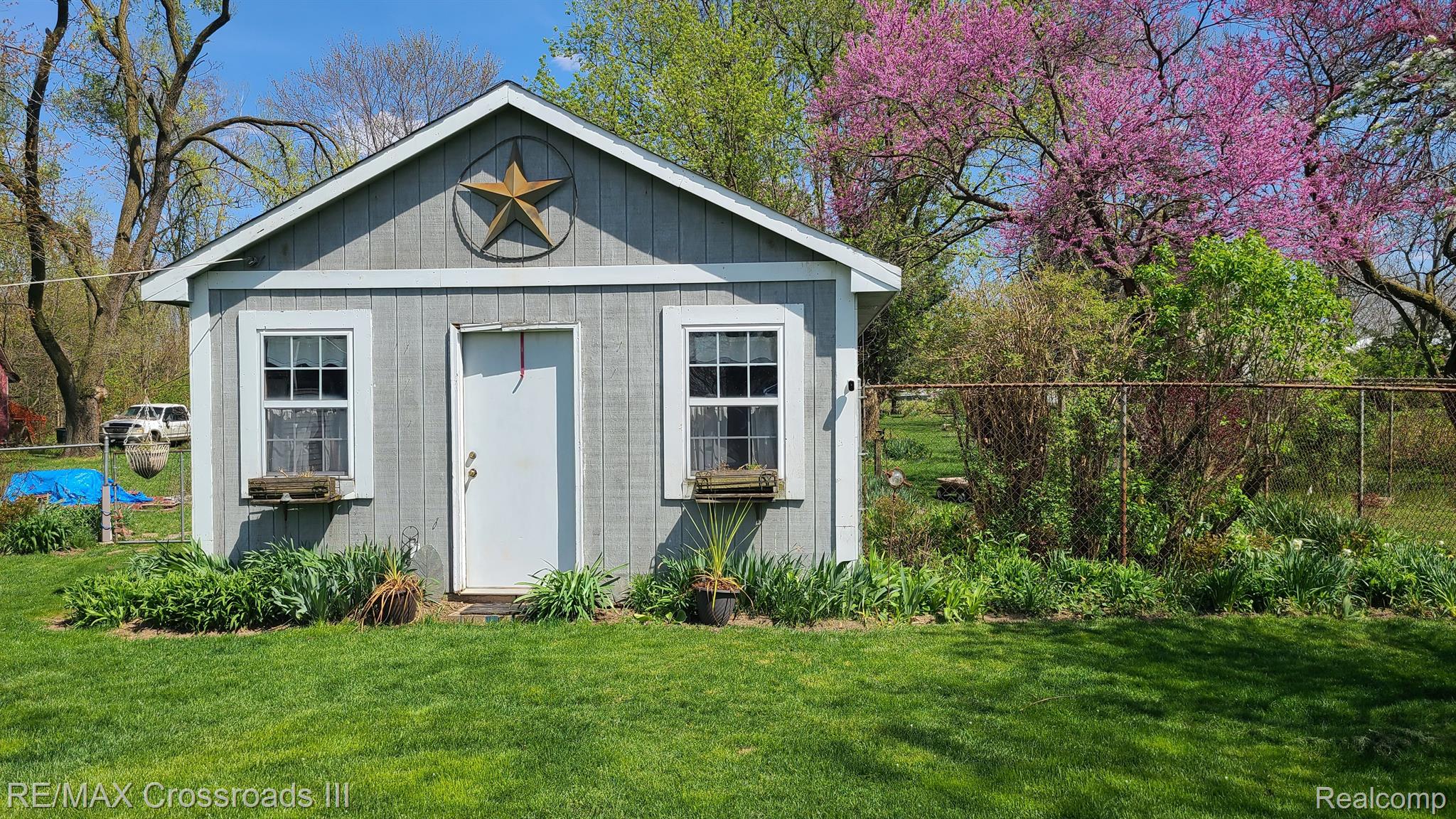 8735 RAWSONVILLE Road