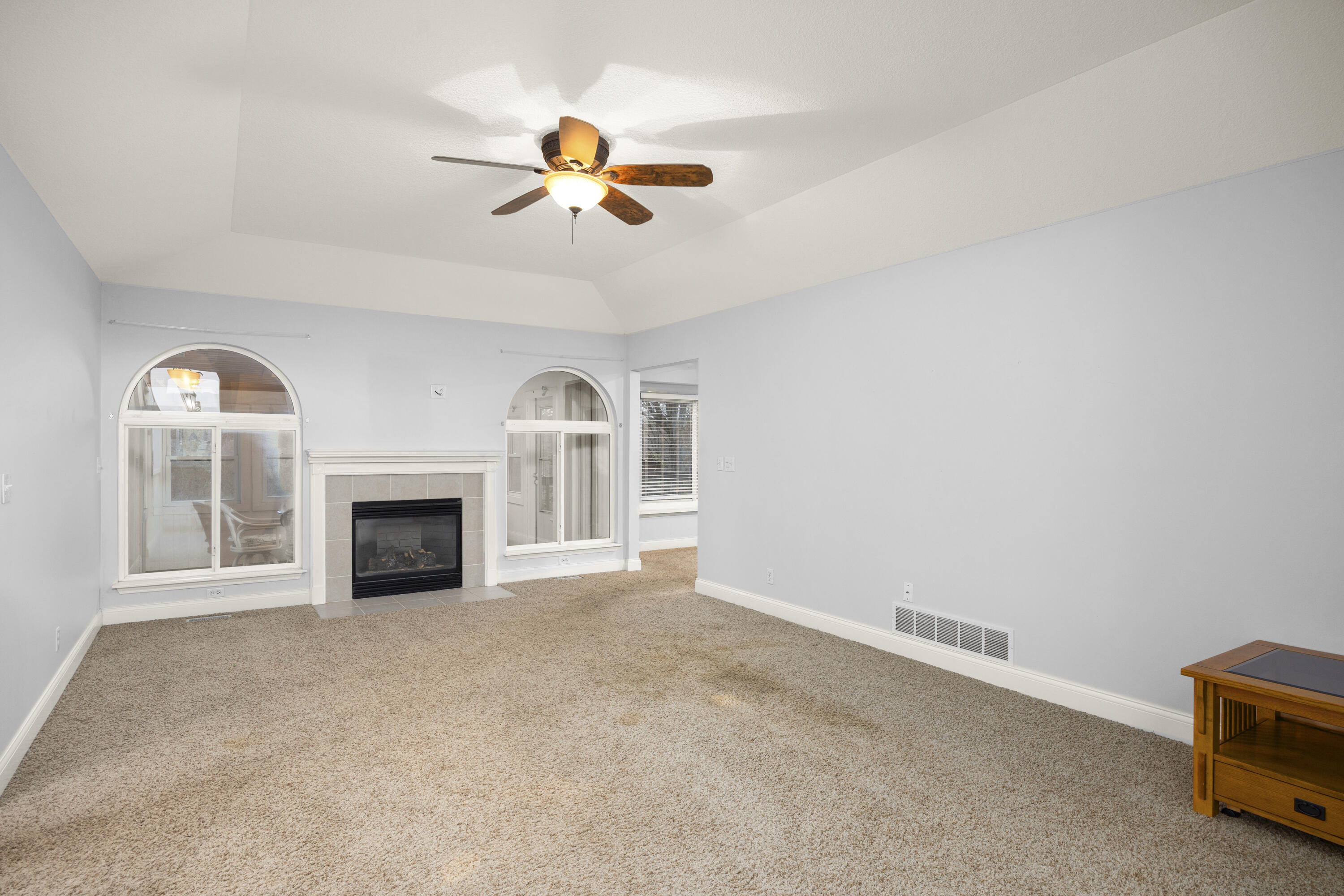 7197 Hawthorne Circle