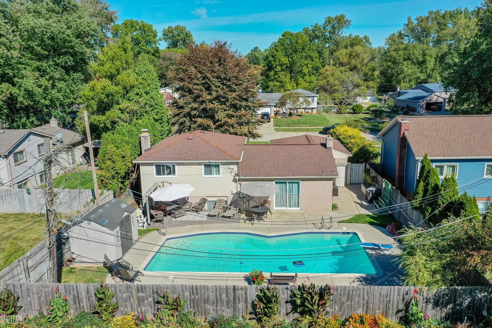 8716 Calvert Drive