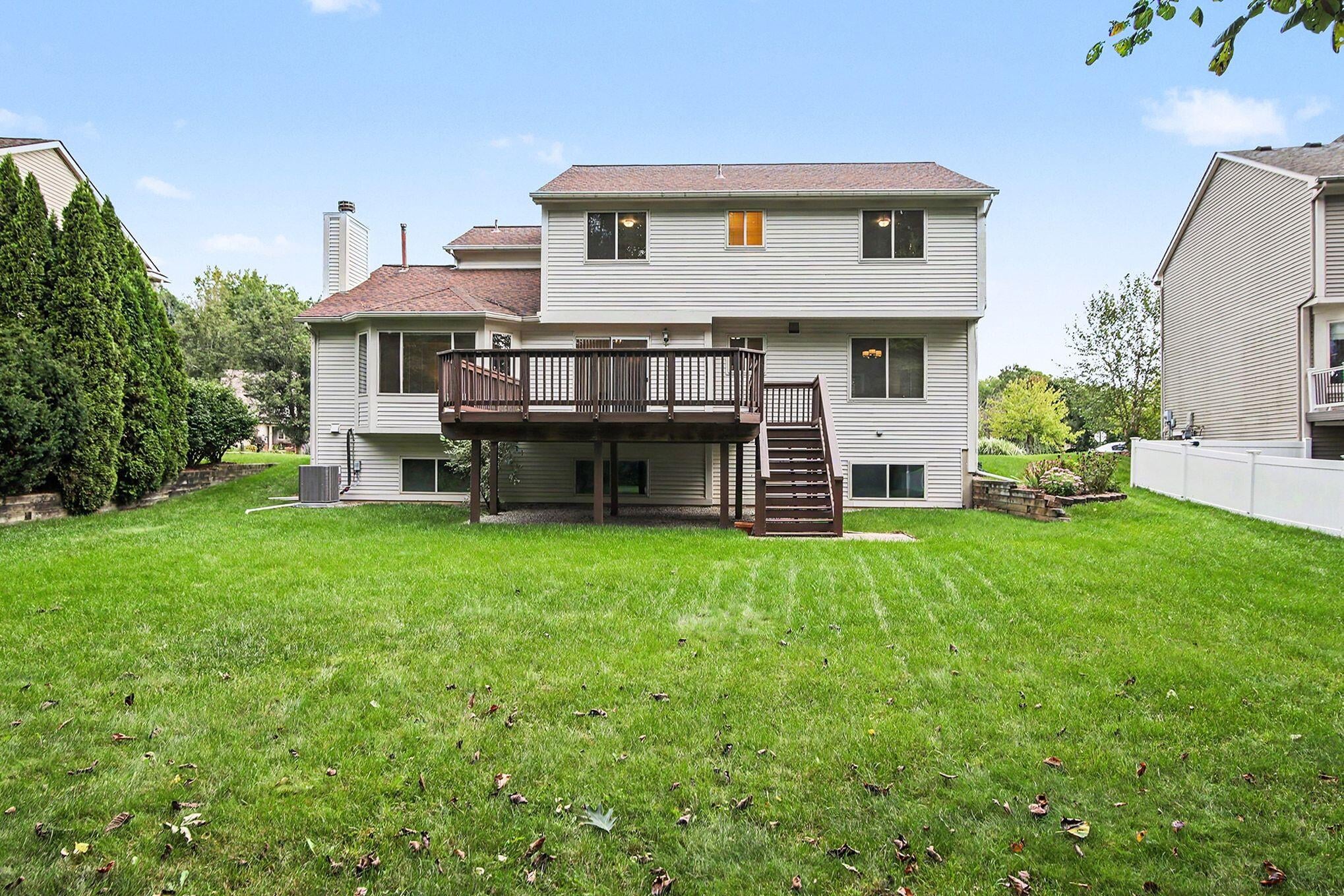 5931 Cedar Ridge Drive
