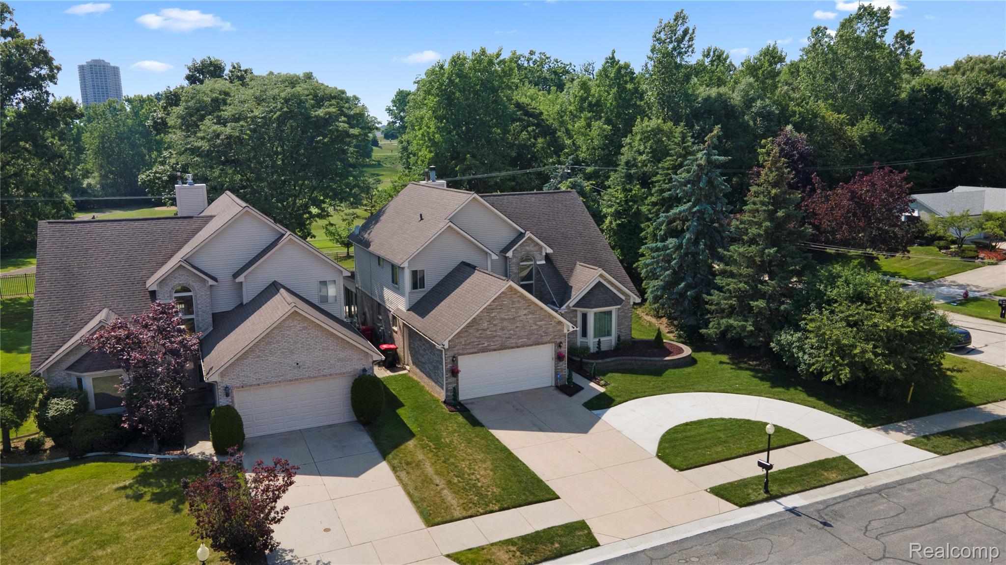 25893 Golf Pointe Drive