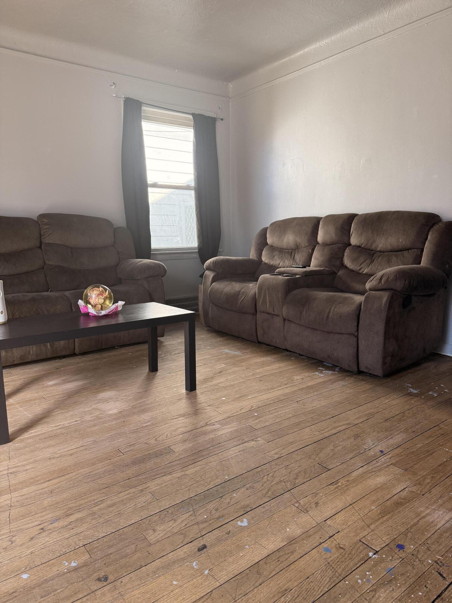 9362 Memorial Street